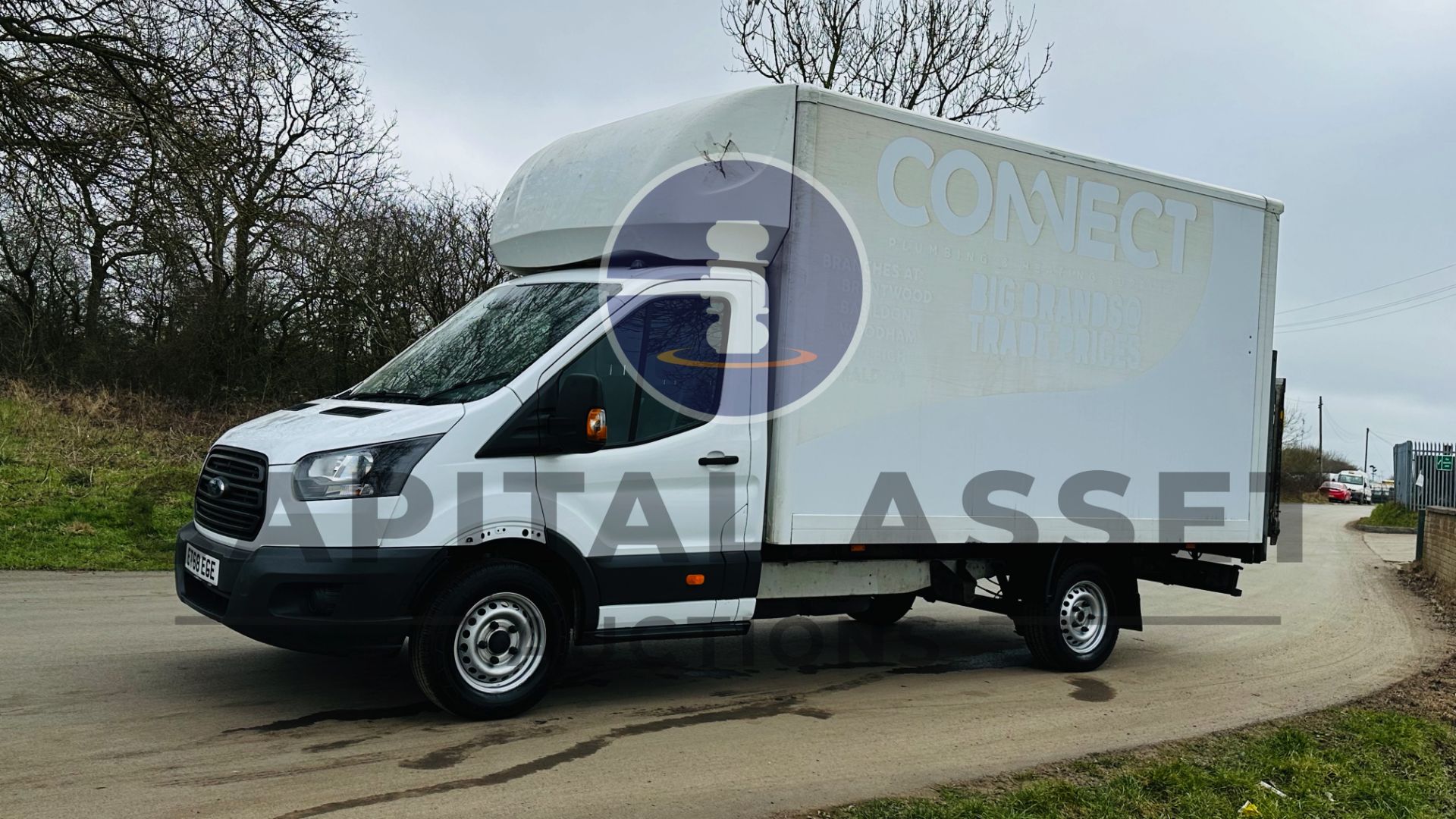 FORD TRANSIT T350 *LWB - LUTON / BOX VAN* (2019 - EURO 6) 2.0 TDCI 'ECO BLUE' *TAIL-LIFT* (3500 KG)