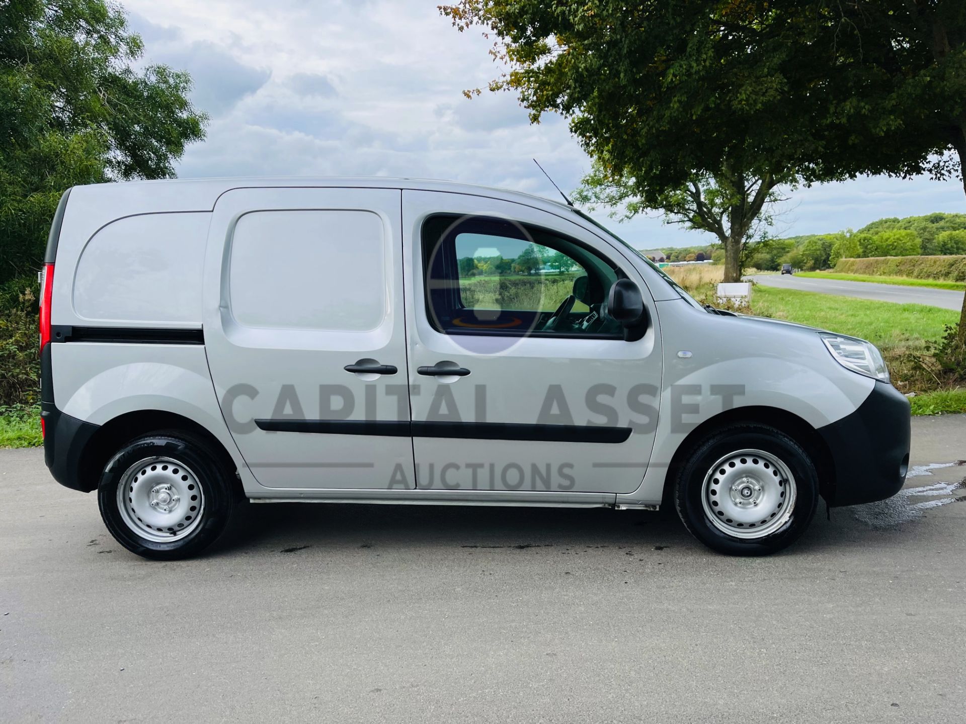 (ON SALE) RENAULT KANGOO 1.5DCI "BUSINESS EDITION" FSH (18 YEAR) EURO (AC) ELEC PACK TWIN SIDE DOORS - Image 12 of 22