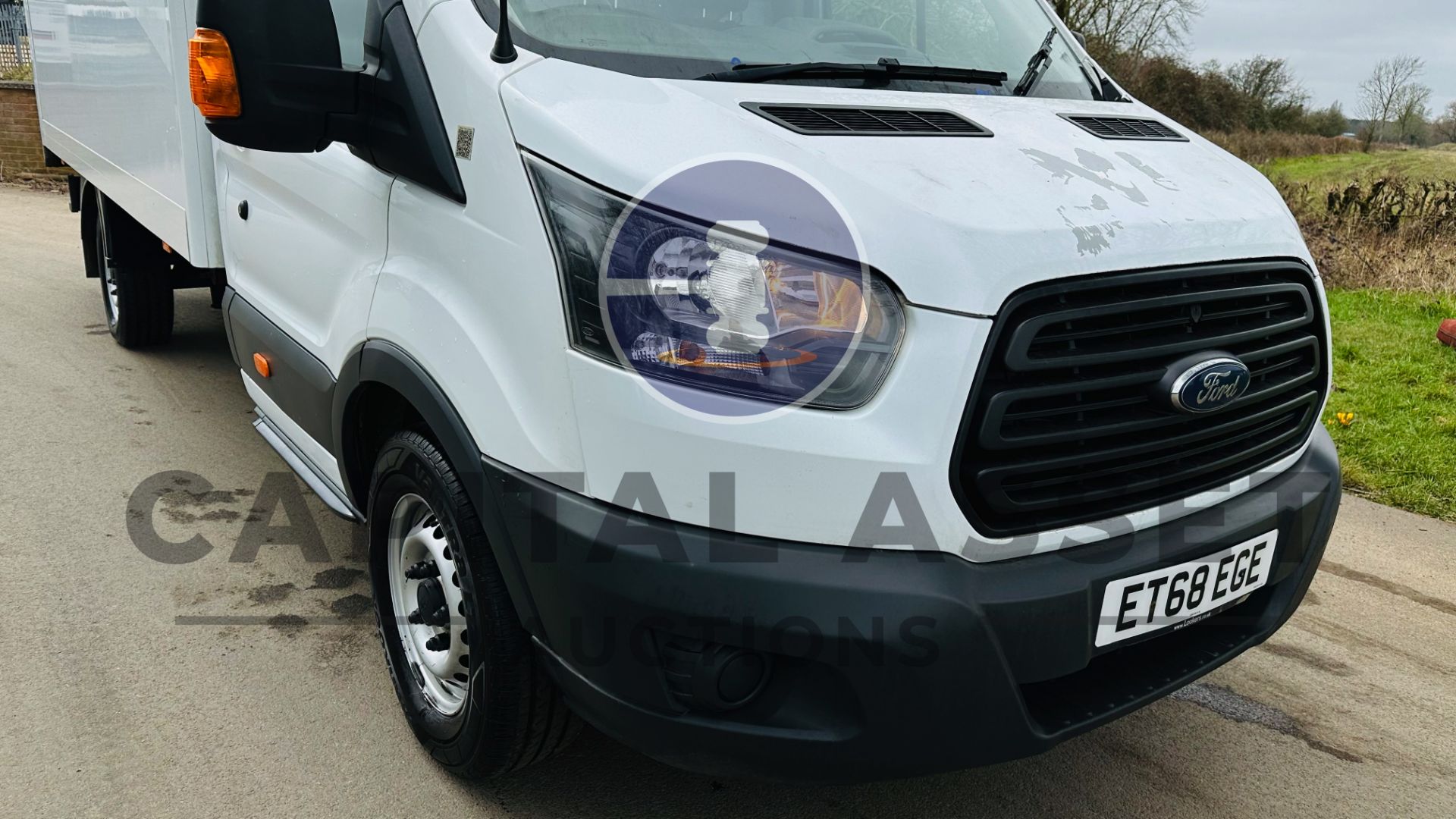 FORD TRANSIT T350 *LWB - LUTON / BOX VAN* (2019 - EURO 6) 2.0 TDCI 'ECO BLUE' *TAIL-LIFT* (3500 KG) - Image 15 of 40