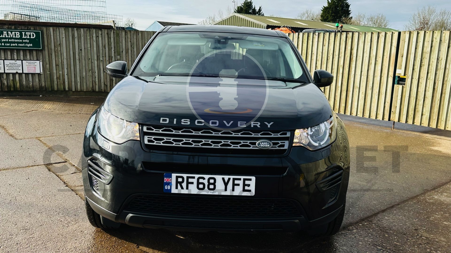 (On Sale) LAND ROVER DISCOVERY SPORT *5 DOOR* (2019 - EURO 6) 2.0 ED4 - AUTO STOP/START *HUGE SPEC* - Image 4 of 46