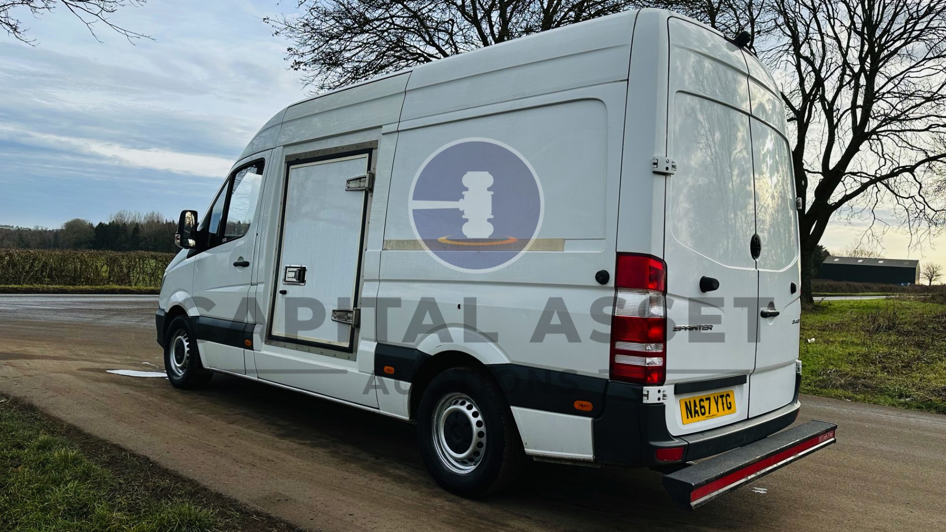 MERCEDES-BENZ SPRINTER 314 CDI *REFRIGERATED VAN* (2018 - EURO 6) 141 BHP - 6 SPEED (1 OWNER) - Image 9 of 36