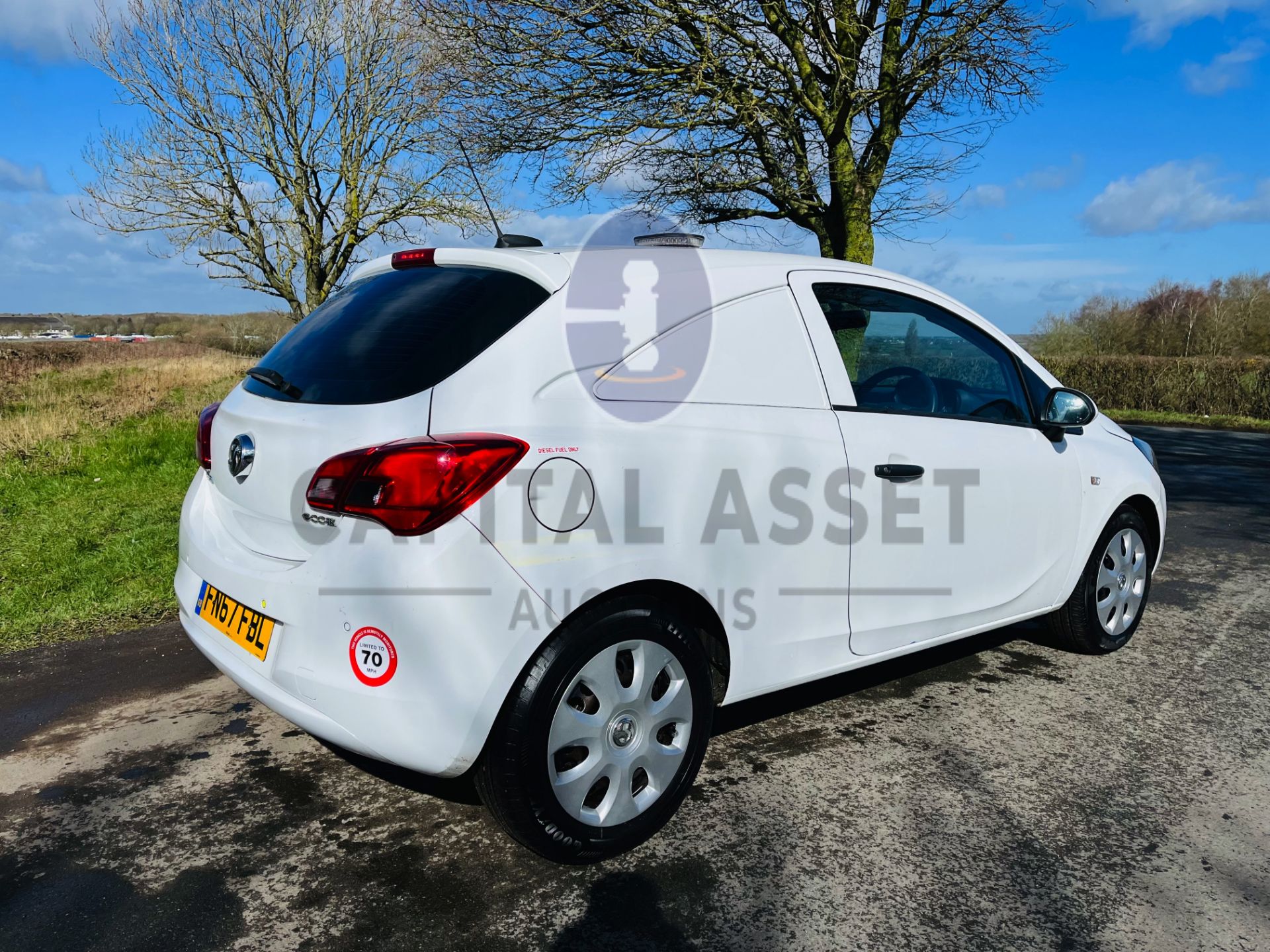 (ON SALE) VAUXHALL CORSA CDTI ECOFLEX "EURO6" VAN (67 REG) STOP / START - AC - ELEC PACK - - Image 11 of 21