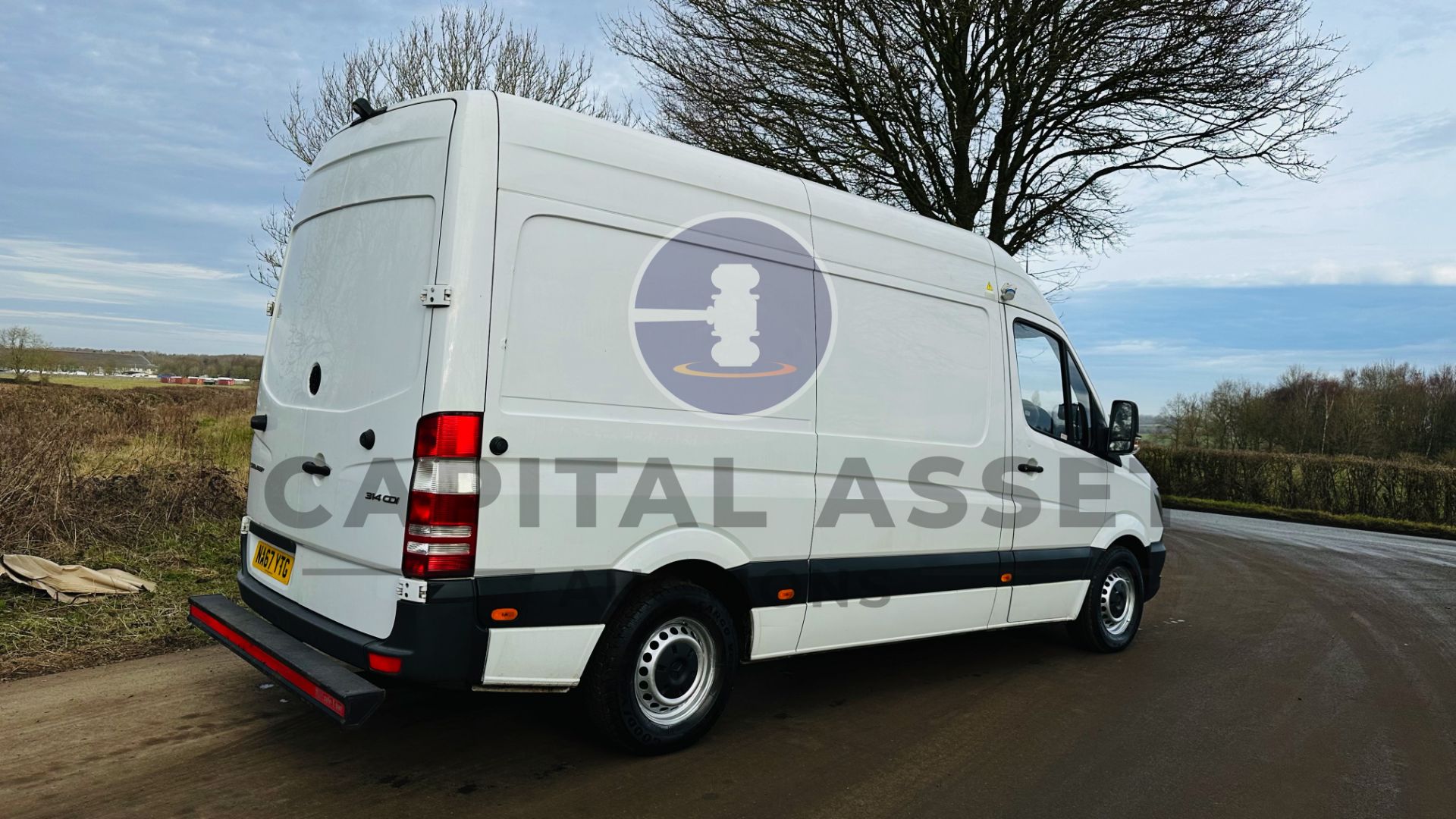 MERCEDES-BENZ SPRINTER 314 CDI *REFRIGERATED VAN* (2018 - EURO 6) 141 BHP - 6 SPEED (1 OWNER) - Image 13 of 36