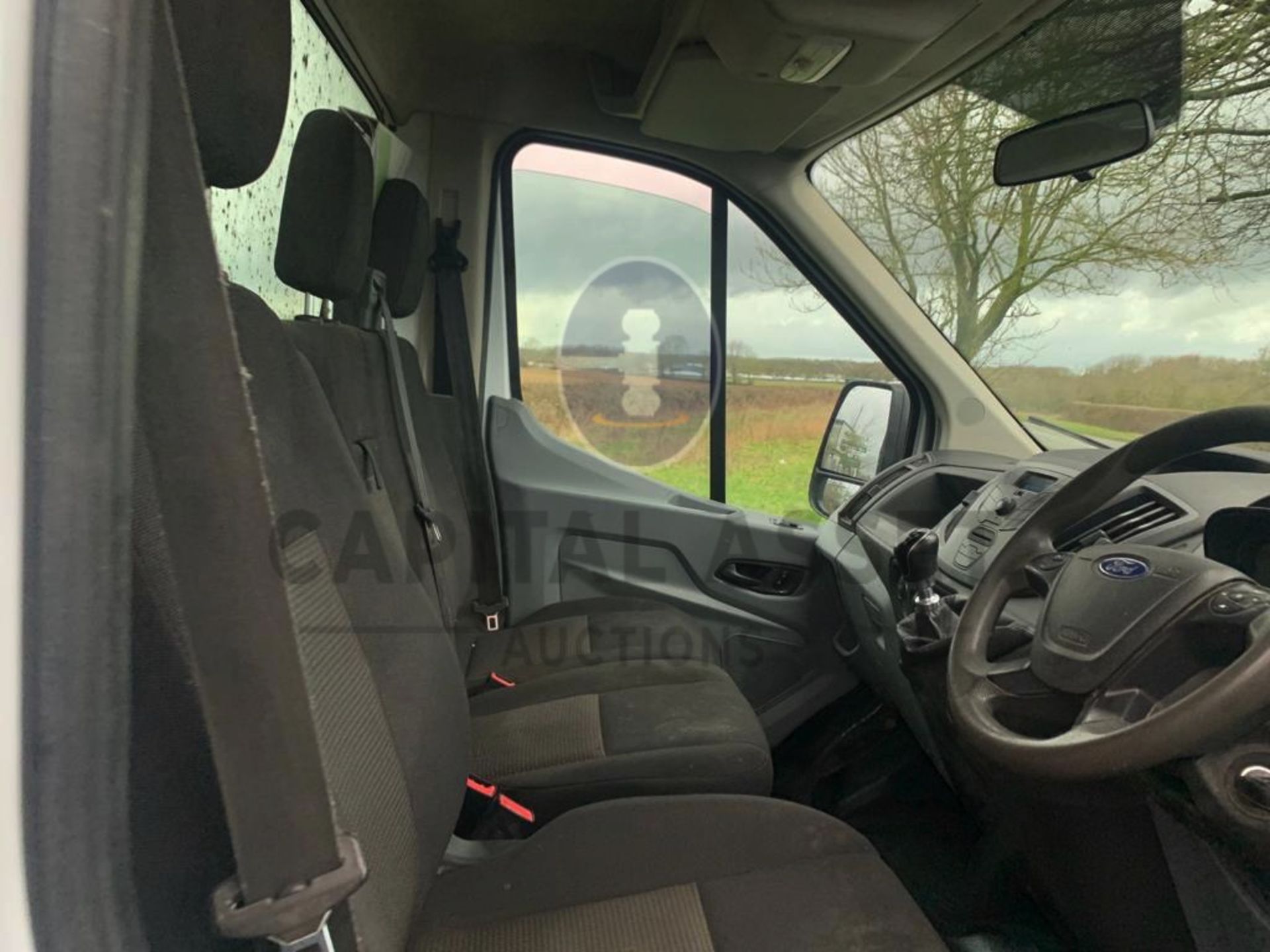 (ON SALE) FORD TRANSIT 350 (2019 MODEL) ONE-STOP TIPPER - 1 OWNER - ONLY 77,000 MILES - EURO 6 - - Image 14 of 16