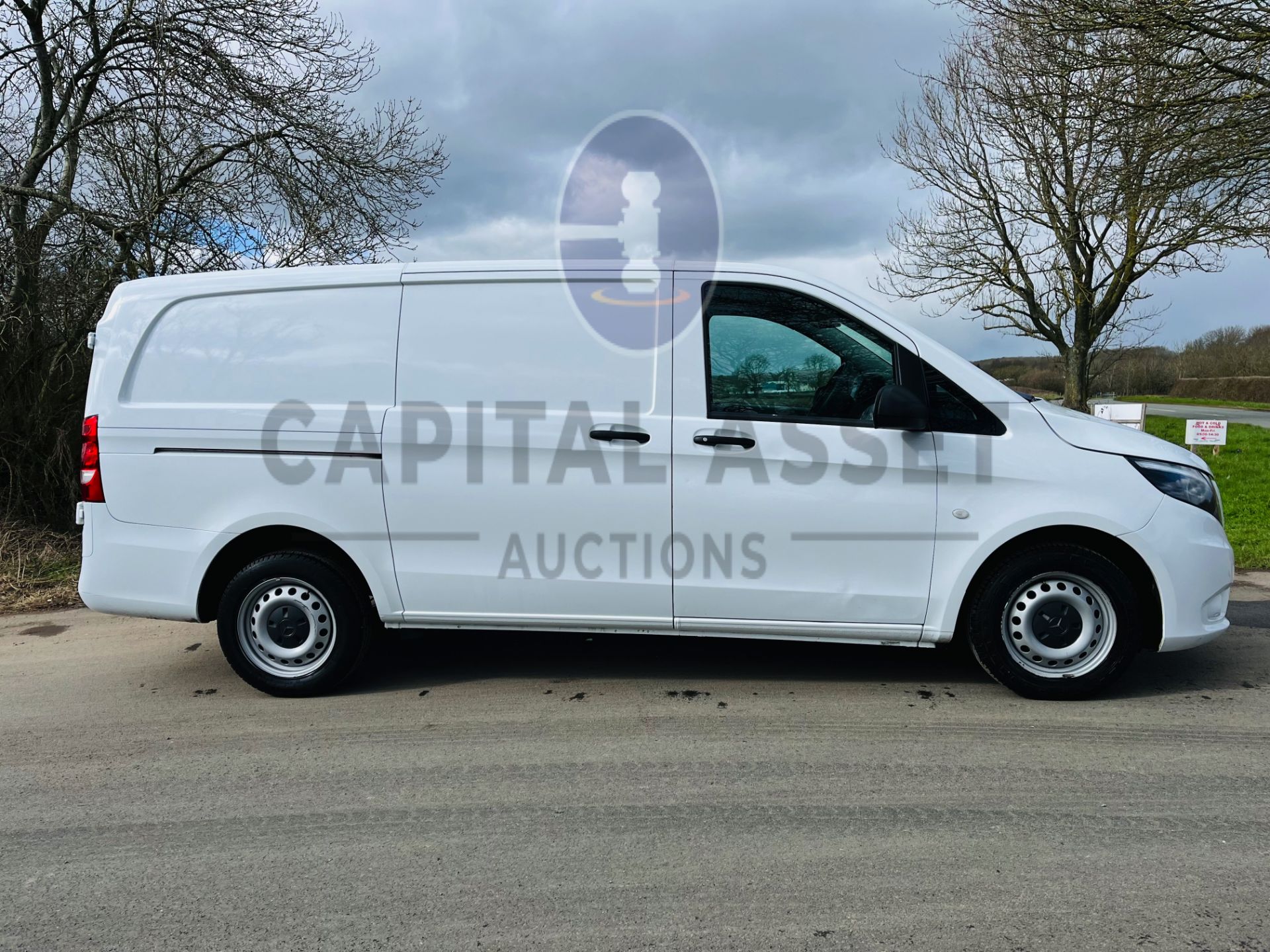 (ON SALE) MERCEDES VITO CDI "PROGRESSIVE" LWB (2021 MODEL) 1 OWNER - ONLY 42,000 MILES WITH HISTORY - Image 12 of 28