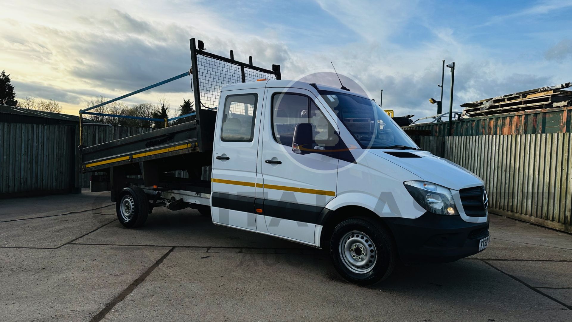 (On Sale) MERCEDES-BENZ SPRINTER 314 CDI *LWB - DOUBLE CAB TIPPER TRUCK* (2019 - EURO 6) *3500 KG* - Image 2 of 37