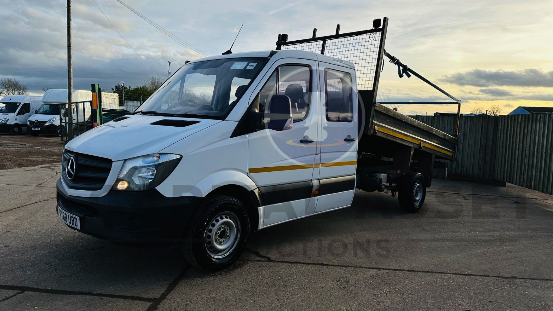 (On Sale) MERCEDES-BENZ SPRINTER 314 CDI *LWB - DOUBLE CAB TIPPER TRUCK* (2019 - EURO 6) *3500 KG* - Image 7 of 37