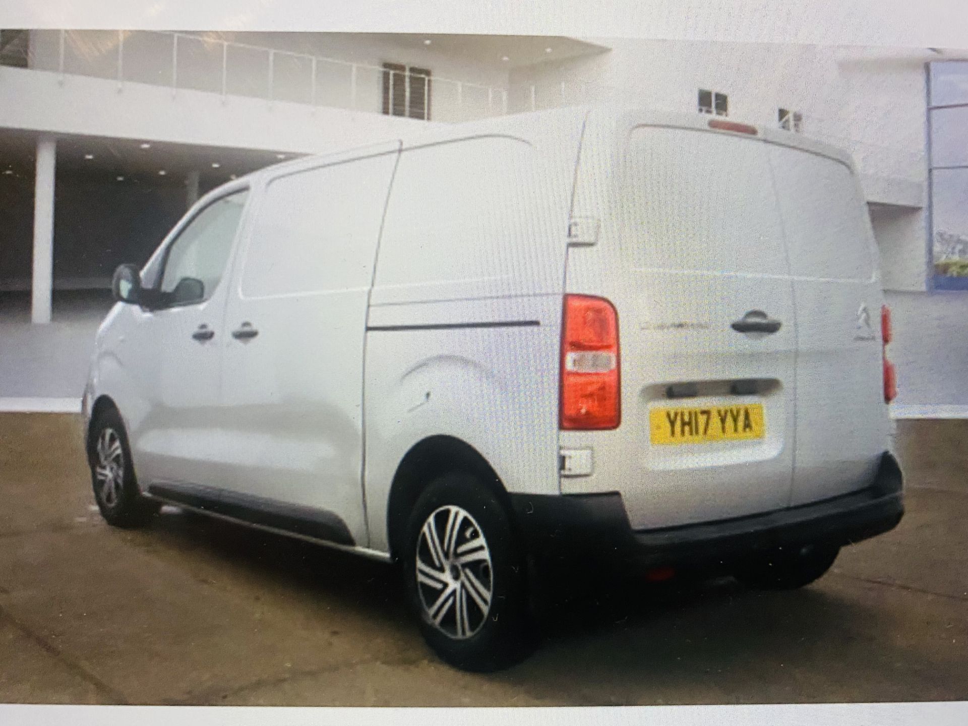 CITROEN DISPATCH 2.0 "BLUE-HDI" (120) ENTERPRISE "EURO 6" 17 REG - SILVER - AIR CON - NO VAT!!! - Image 3 of 8