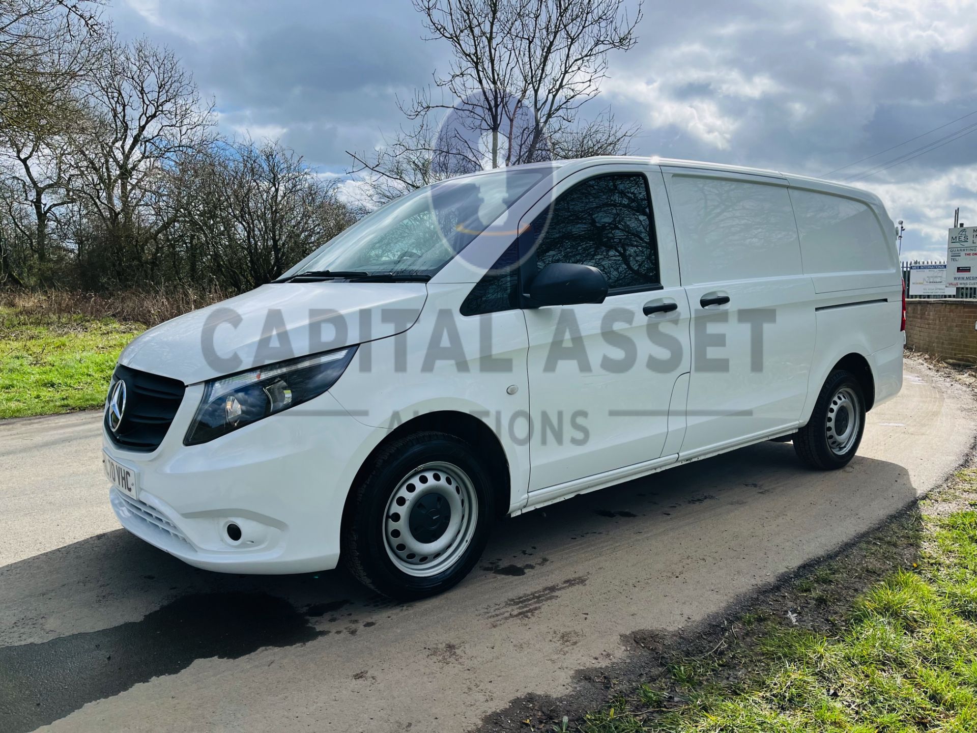 (ON SALE) MERCEDES VITO CDI "PROGRESSIVE" LWB (2021 MODEL) 1 OWNER - ONLY 42,000 MILES WITH HISTORY - Image 6 of 28