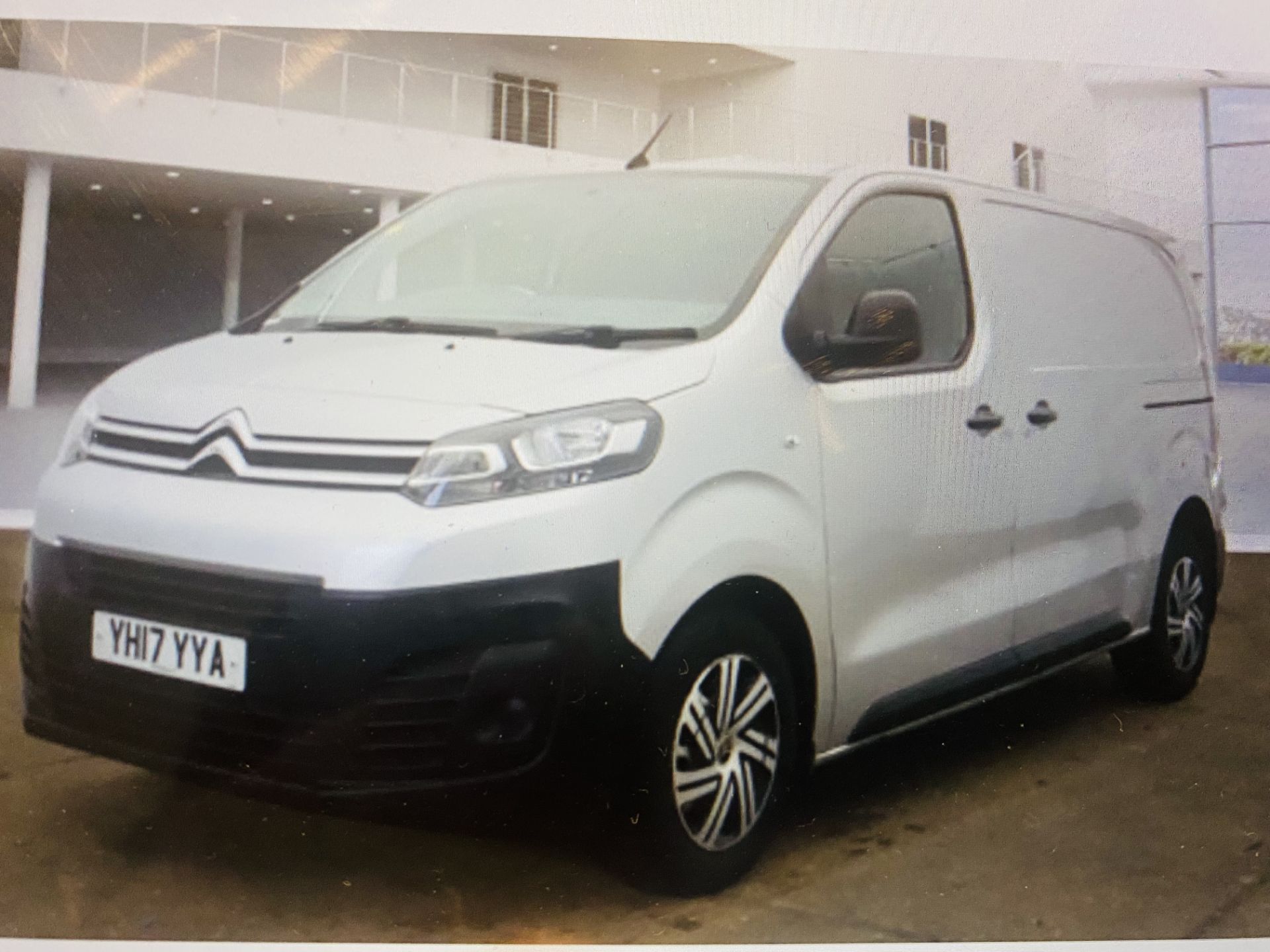 CITROEN DISPATCH 2.0 "BLUE-HDI" (120) ENTERPRISE "EURO 6" 17 REG - SILVER - AIR CON - NO VAT!!! - Image 2 of 8