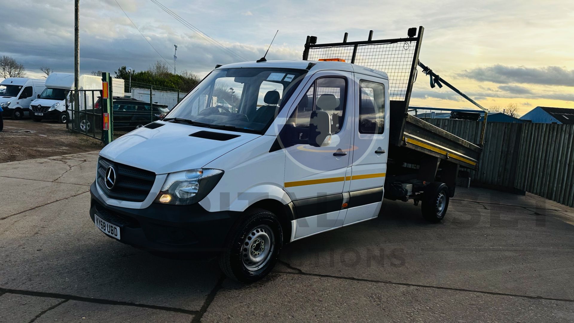 (On Sale) MERCEDES-BENZ SPRINTER 314 CDI *LWB - DOUBLE CAB TIPPER TRUCK* (2019 - EURO 6) *3500 KG* - Image 6 of 37