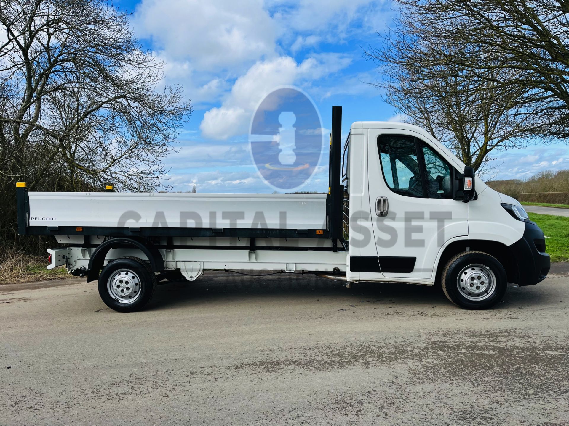 (ON SALE) PEUGEOT BOXER 2.2 BLUE-HDI (165BHP) LWB L3 (2020 MODEL) - 1 OWNER - 64K MILES FSH (AC) - Image 13 of 20