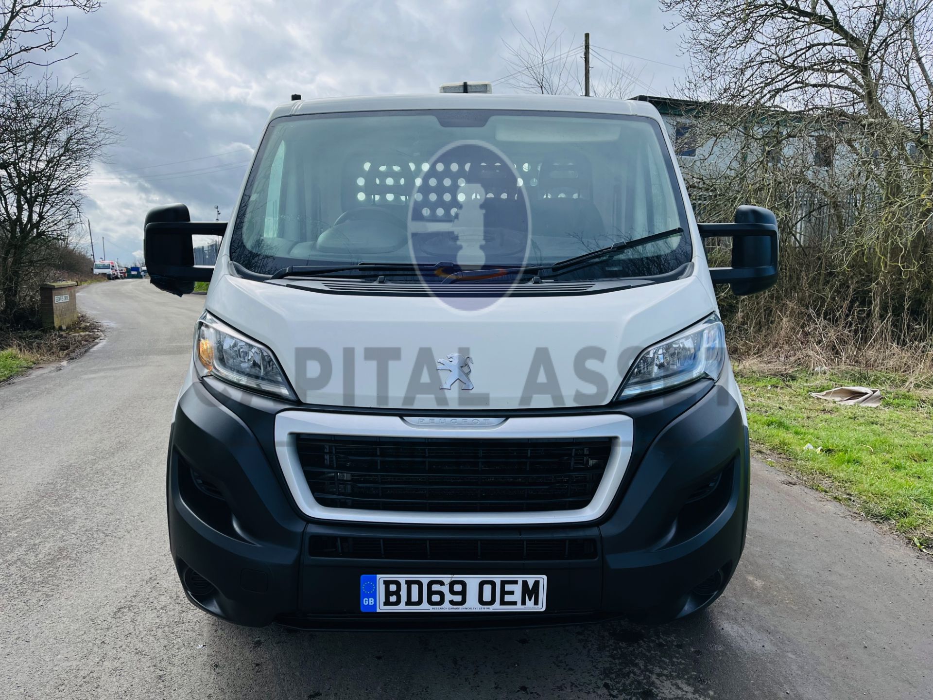 (ON SALE) PEUGEOT BOXER 2.2 BLUE-HDI (165BHP) LWB L3 (2020 MODEL) - 1 OWNER - 64K MILES FSH (AC) - Image 4 of 20