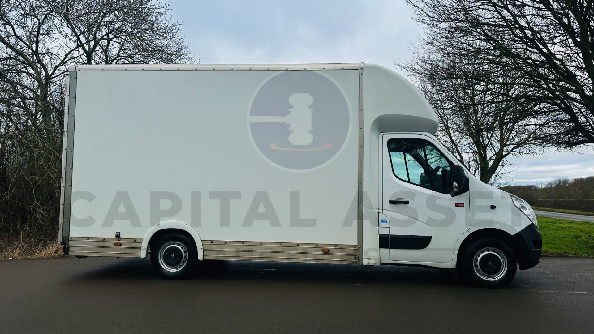 (On Sale) RENAULT MASTER *LWB - LOW LOADER / LUTON BOX* (2019 - EURO 6) 2.3 DCI - 6 SPEED (3500 KG) - Image 6 of 29