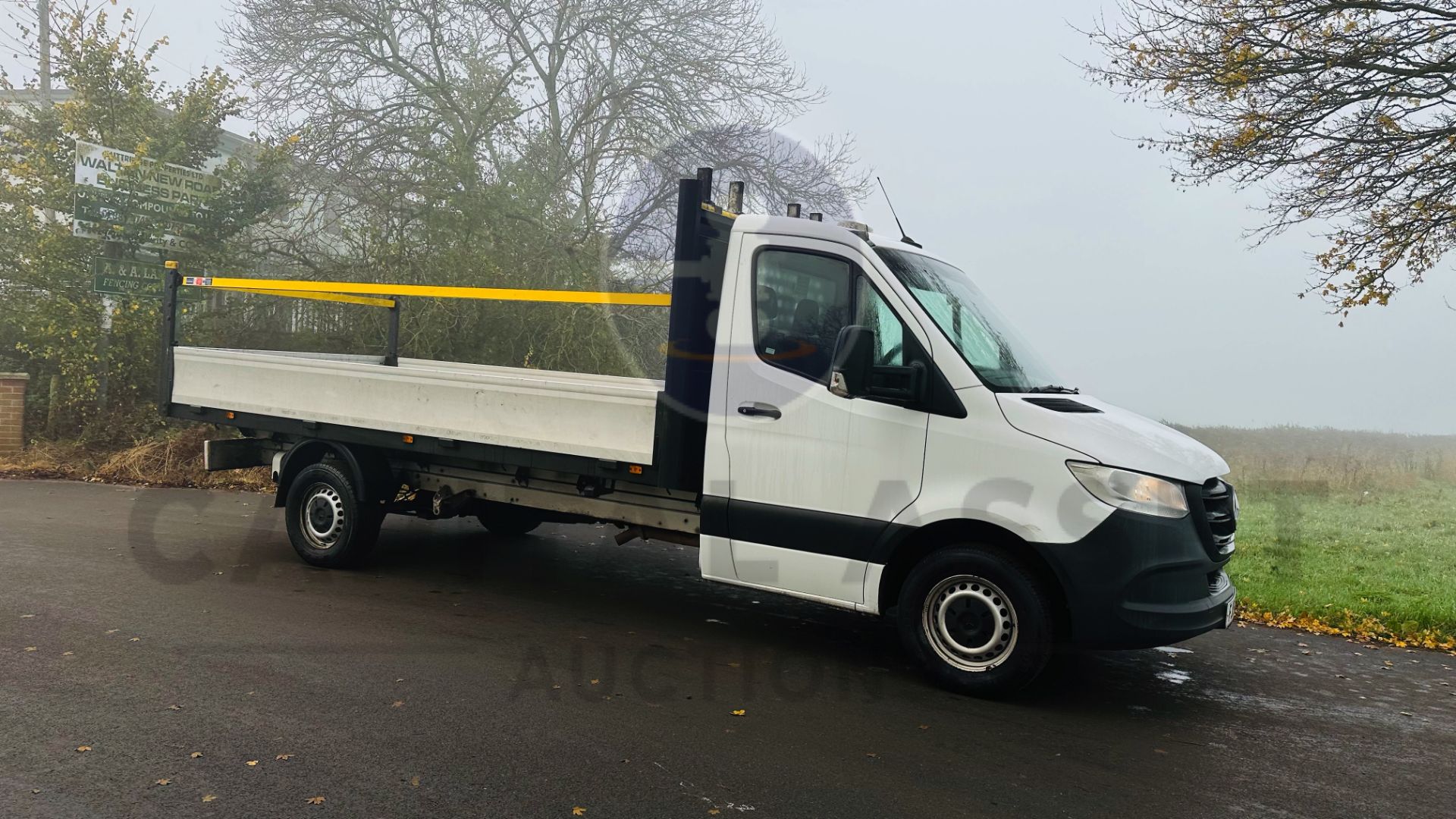 (On Sale) MERCEDES-BENZ SPRINTER 314 CDI *LWB - DROPSIDE TRUCK* (2019 - NEW MODEL) 141 BHP - 6 SPEED - Image 2 of 37
