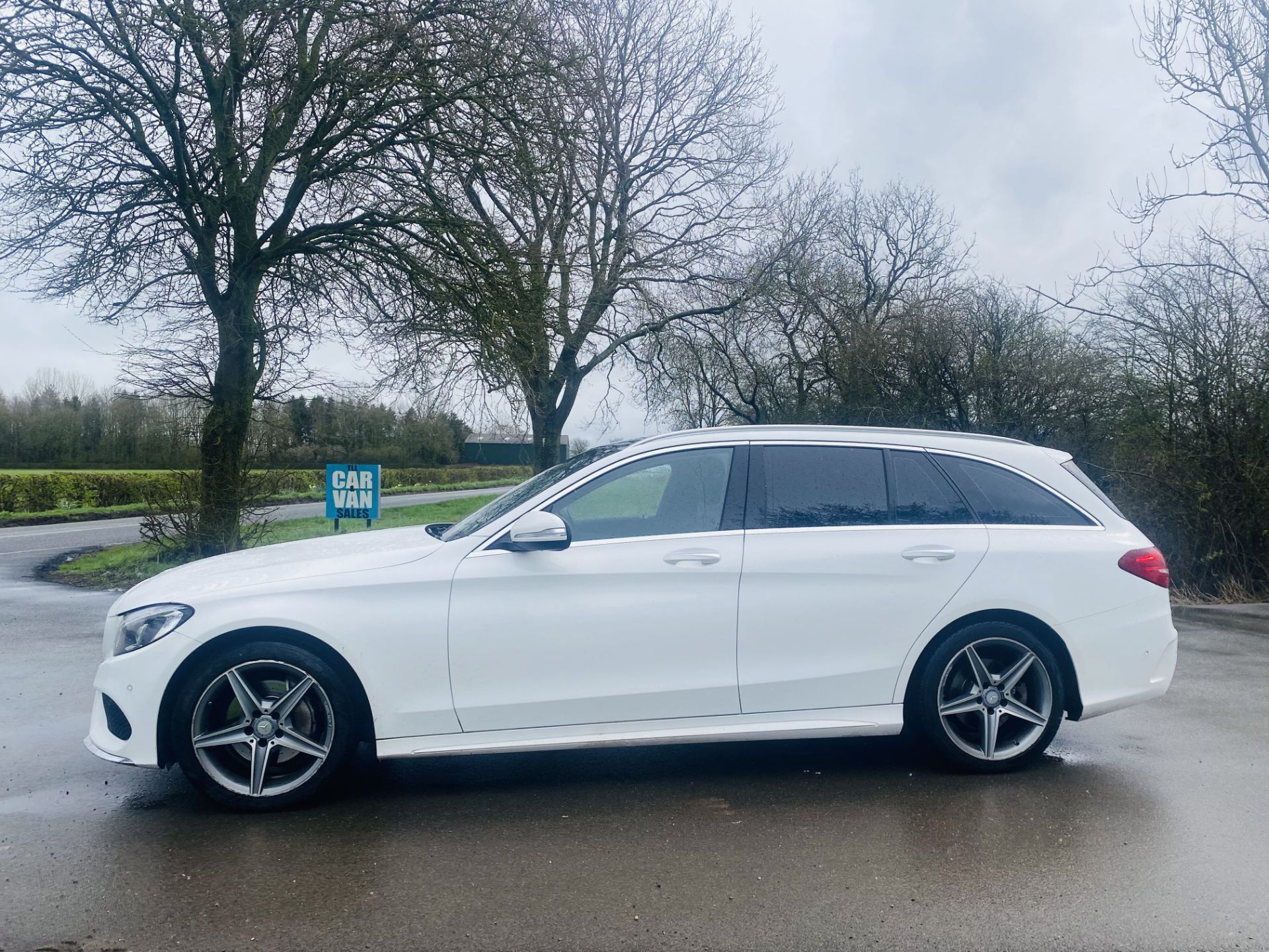 (On Sale) MERCEDES C200 "AMG-LINE PREMIUM AUTO " ESTATE "PETROL" (NEW SHAPE) 15 REG - PAN ROOF - Image 5 of 37