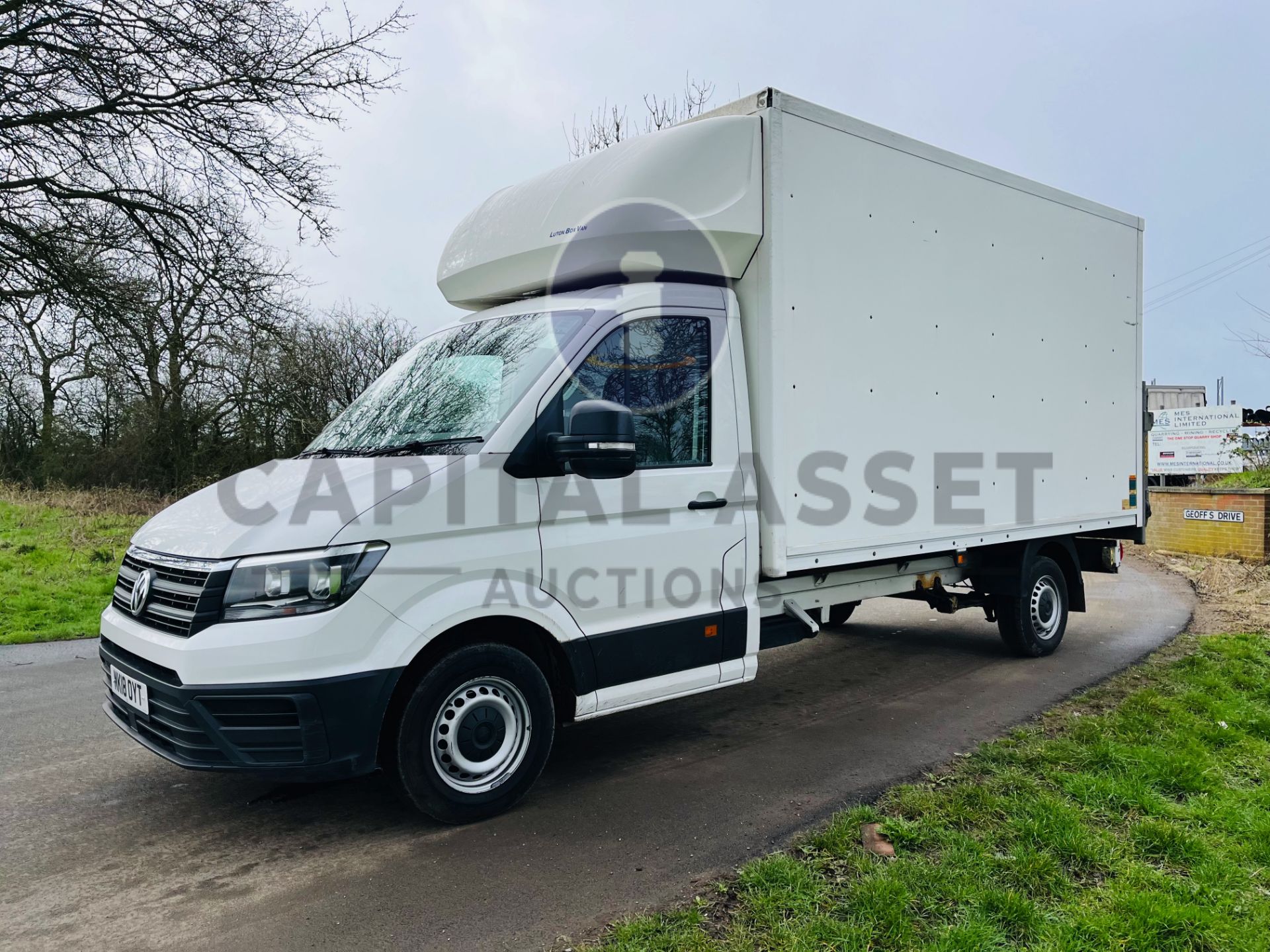 (On Sale) VOLKSWAGEN CRAFTER 2.0TDI (140) BLUEMOTION LWB LUTON BOX VAN (18 REG) 1 OWNER FSH -EURO 6 - Image 6 of 23