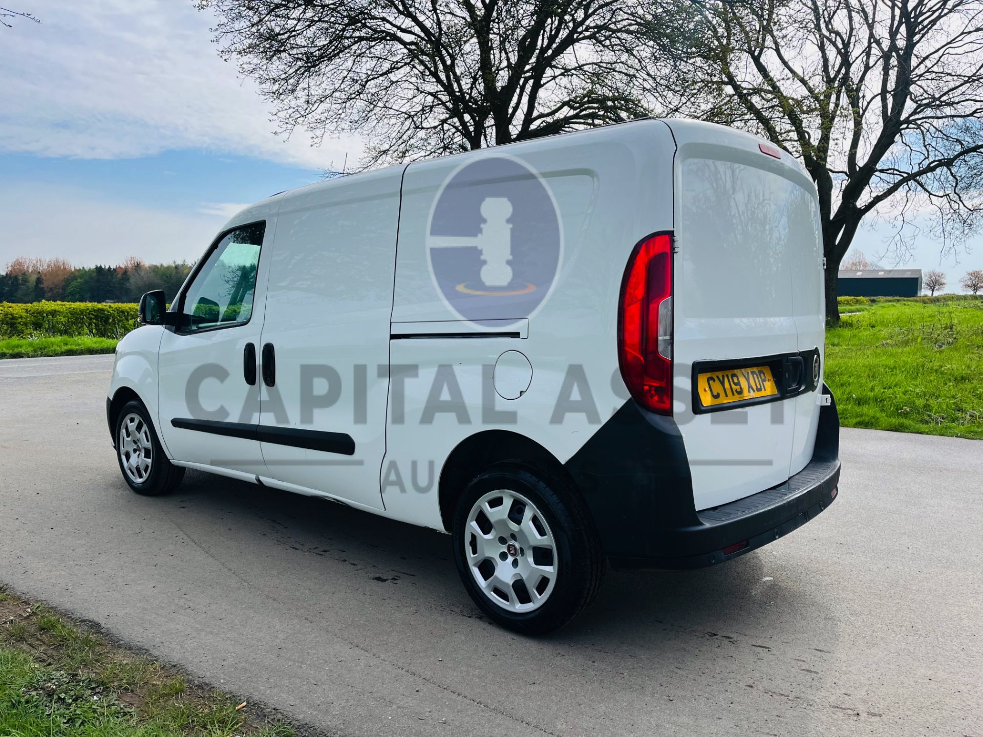 FIAT DOBLO 1.6 "MULTI-JET" (105) SE MAXI LWB (19 REG) 1 OWNER - ONLY 62K MILES - AIR CON TSLD *RARE* - Image 9 of 24