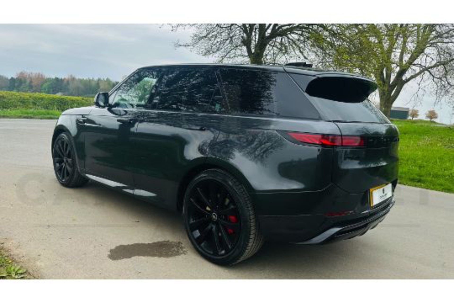 RANGE ROVER SPORT "AUTOBIOGRAPHY" D300 3.0d MHEV - 23 REG - ONLY 500 MILES - MEGA SPECIFICATION!! - Image 8 of 35