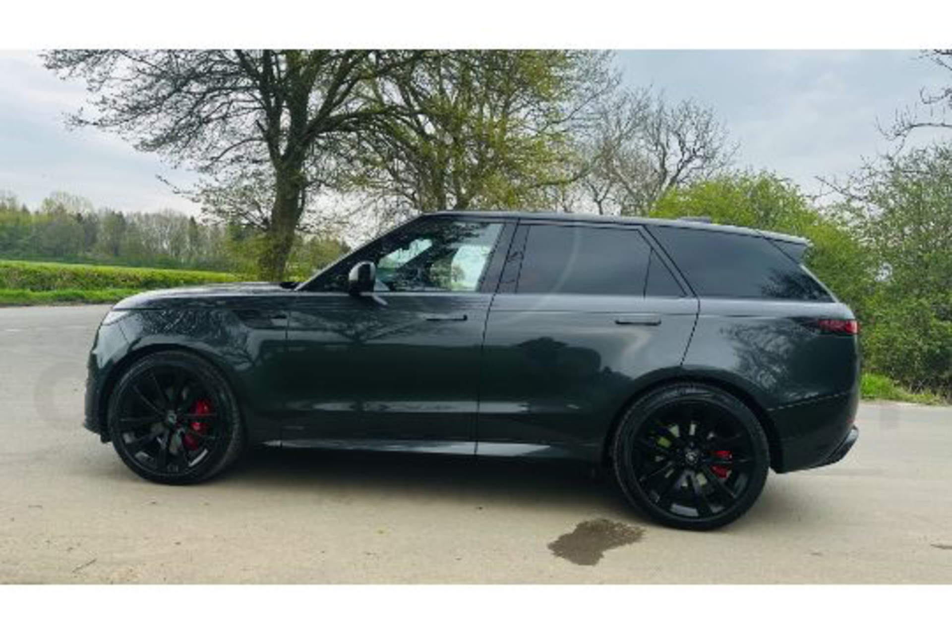 RANGE ROVER SPORT "AUTOBIOGRAPHY" D300 3.0d MHEV - 23 REG - ONLY 500 MILES - MEGA SPECIFICATION!! - Image 6 of 35