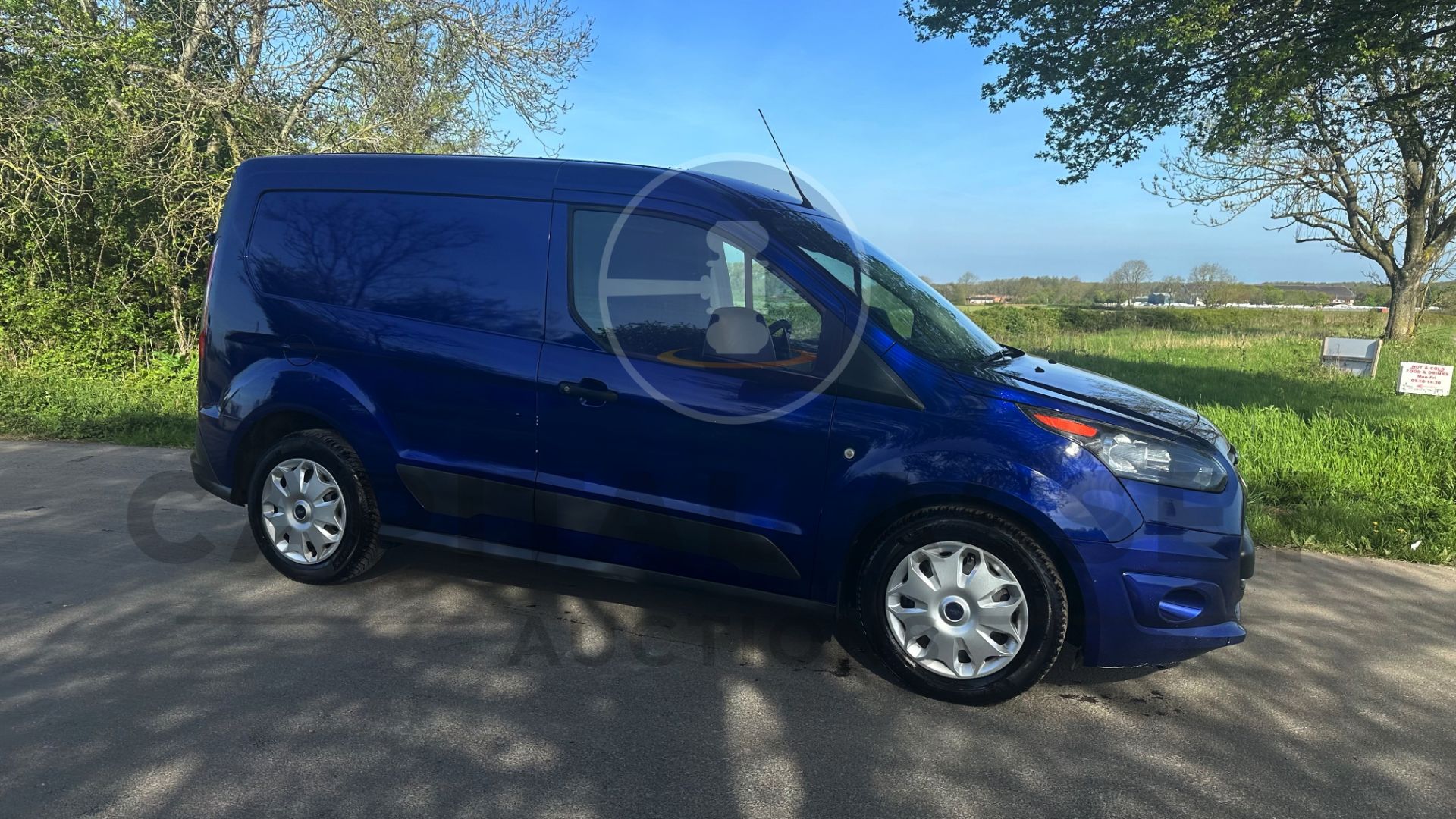 FORD TRANSIT CONNECT *TREND EDITION* PANEL VAN (2018 - EURO 6) 1.5 TDCI *AIR CON* (1 OWNER)