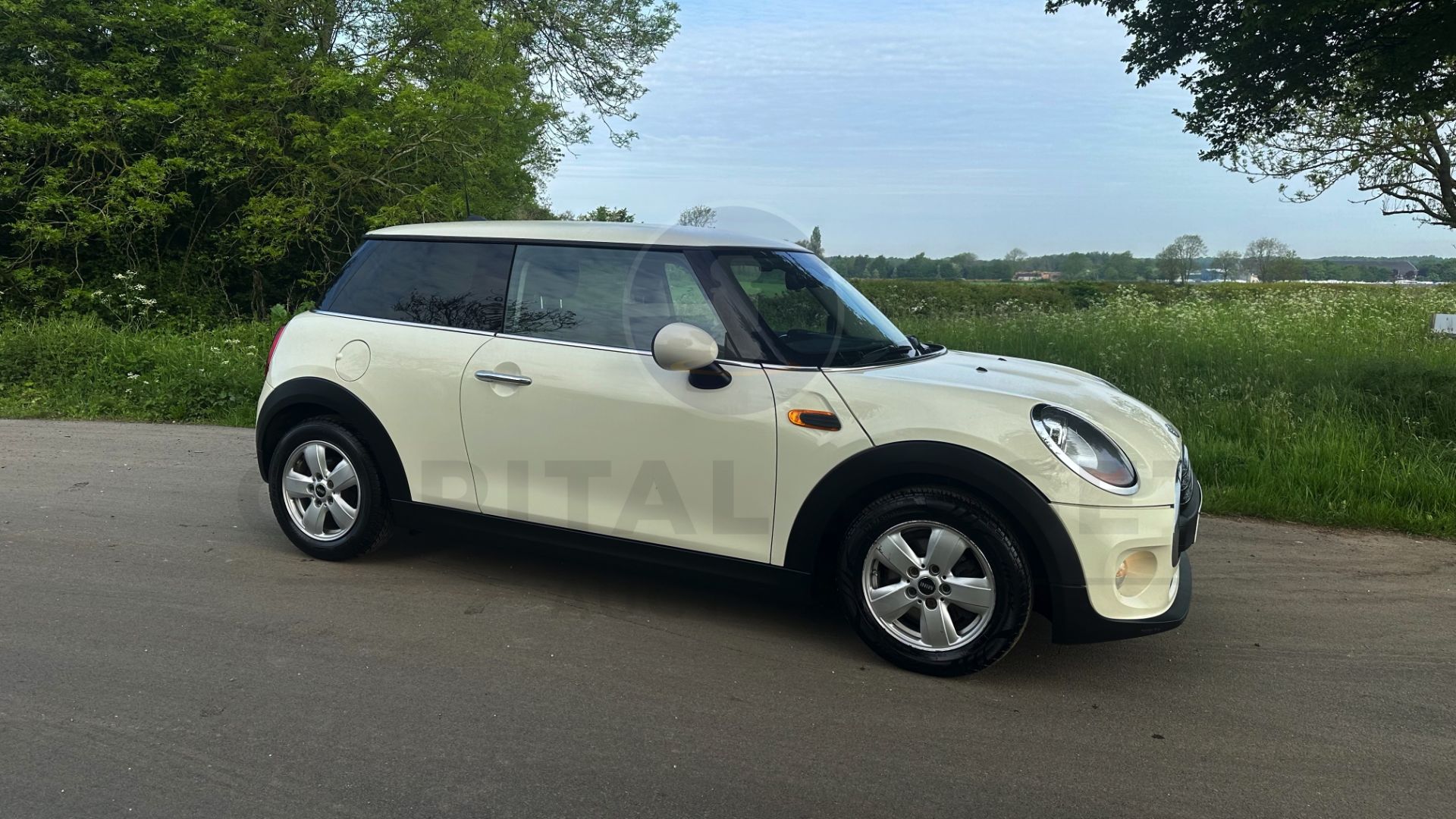 (On Sale) MINI ONE *3 DOOR HATCHBACK* (2016-FACELIFT MODEL) 1.2 PETROL - 6 SPEED *ONLY 45,000 MILES*