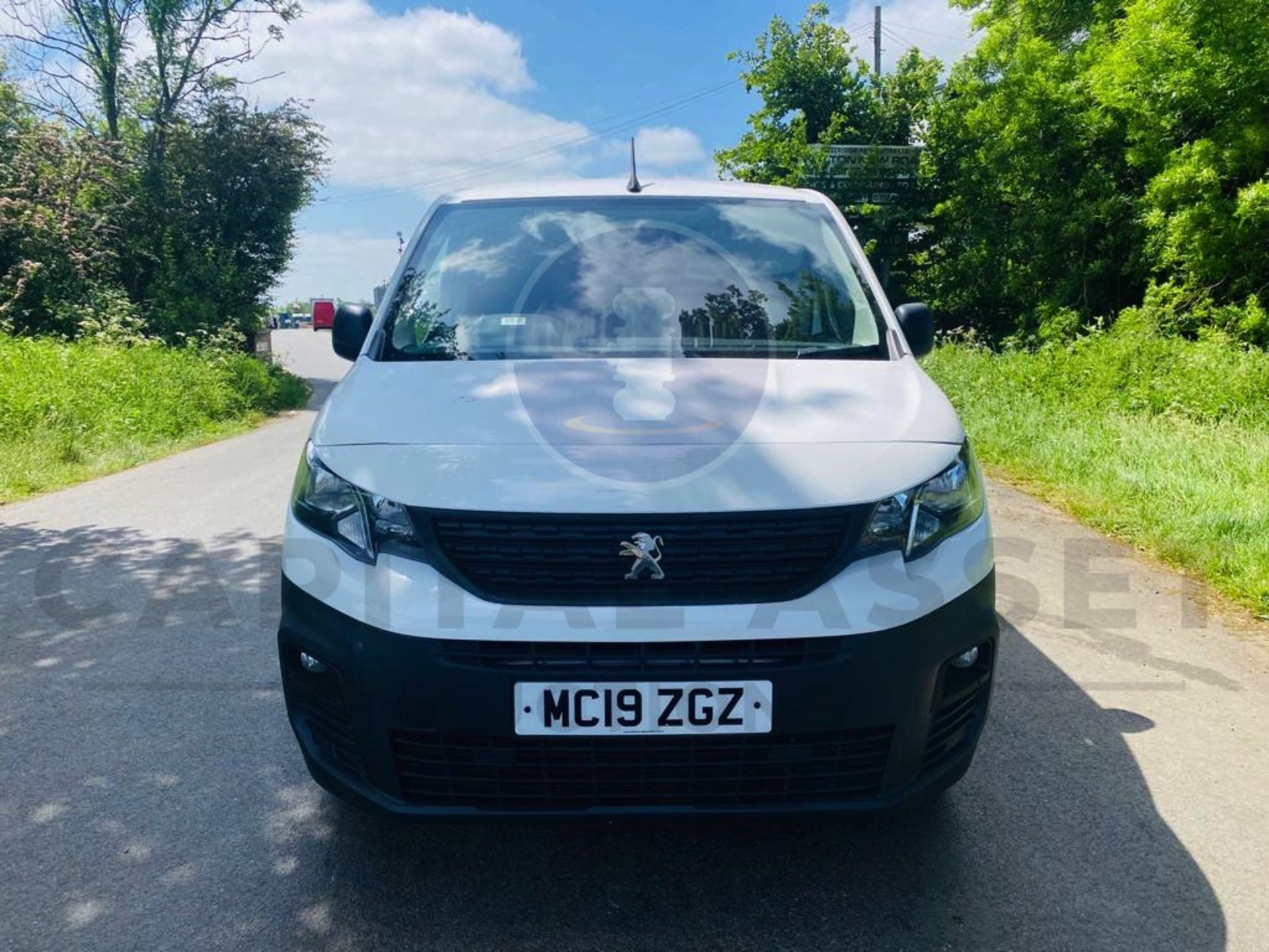 PEUGEOT PARTNER GRIP *LCV - PANEL VAN* (2019 - NEW MODEL) 1.6 BLUE HDI - EURO 6 (1 OWNER) - Image 3 of 25