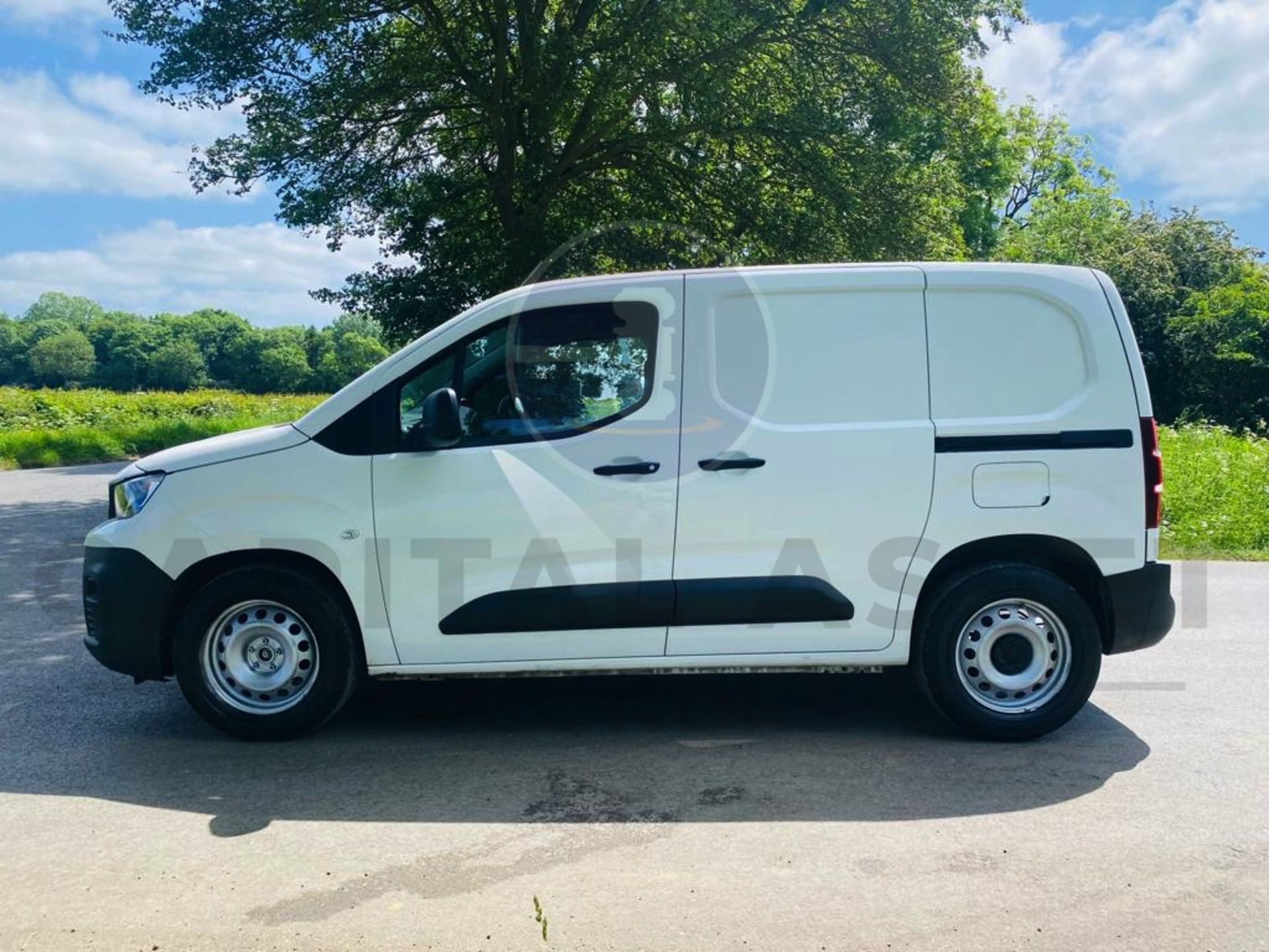 PEUGEOT PARTNER GRIP *LCV - PANEL VAN* (2019 - NEW MODEL) 1.6 BLUE HDI - EURO 6 (1 OWNER) - Image 6 of 25