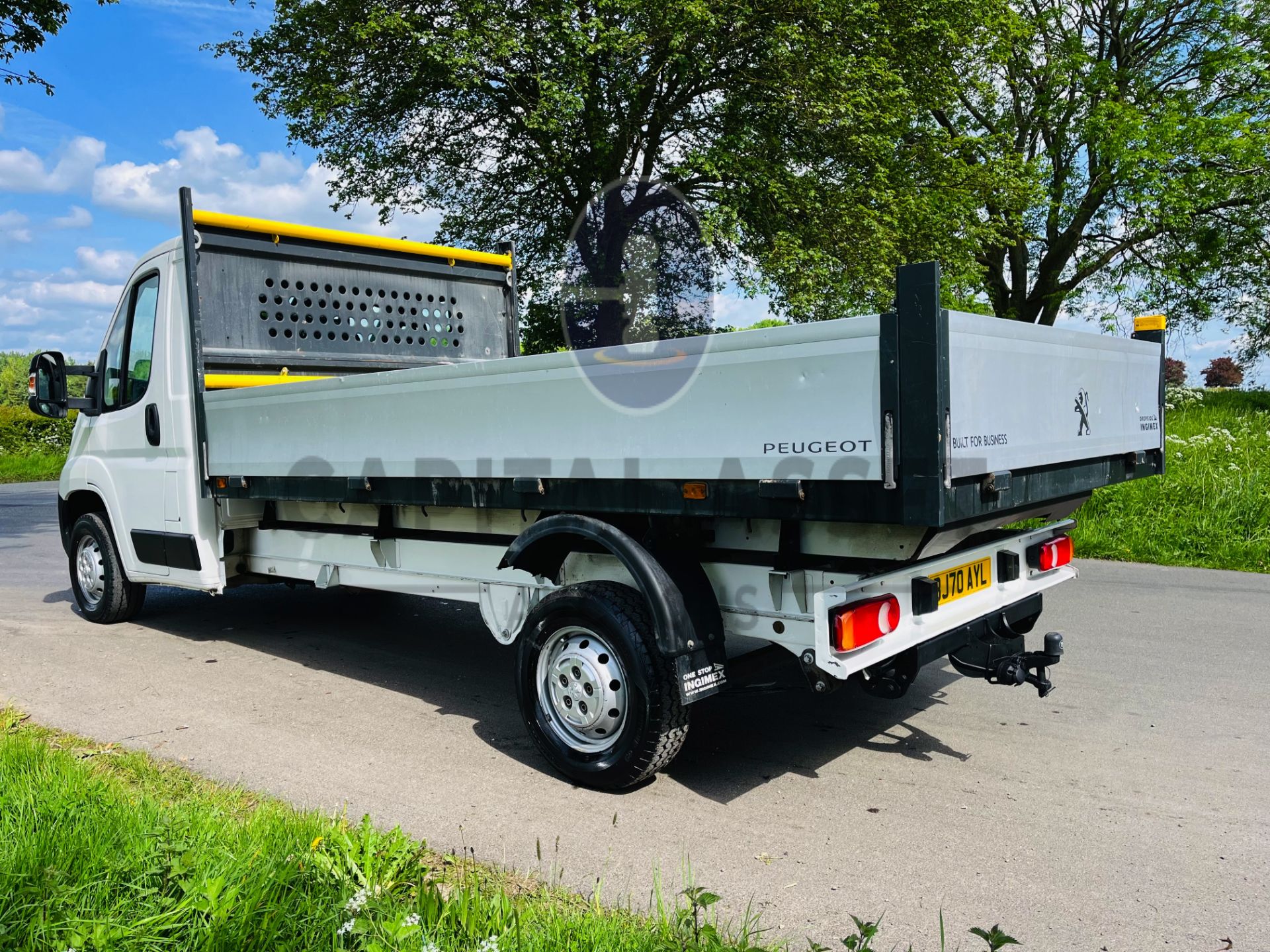 PEUGEOT BOXER 335 *LWB - DROPSIDE* (2021 - EURO 6) 2.2 BLUE HDI - 6 SPEED *LOW MILEAGE* (1 OWNER) - Image 9 of 24