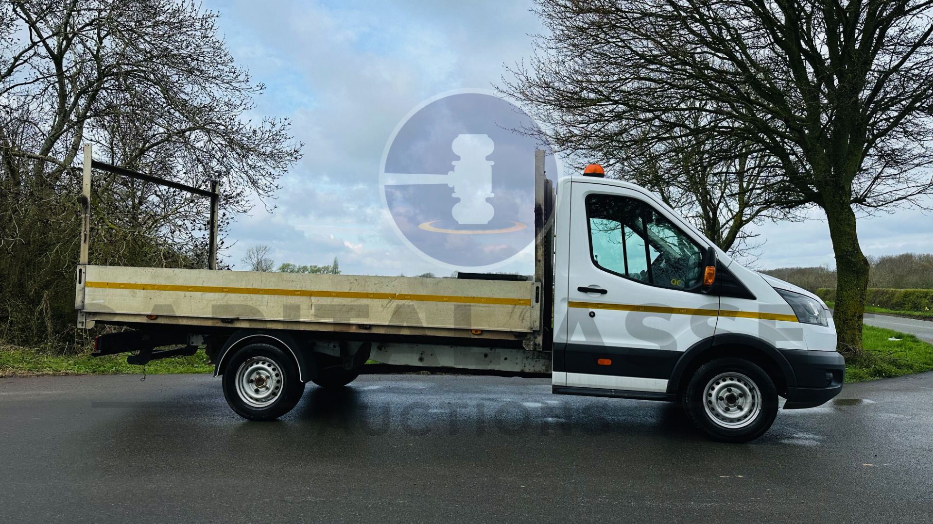 FORD TRANSIT 130 T350L *LWB - DROPSIDE TRUCK* (2019 - EURO 6) 2.0 TDCI - 6 SPEED (1 OWNER) *3500 KG* - Image 17 of 42