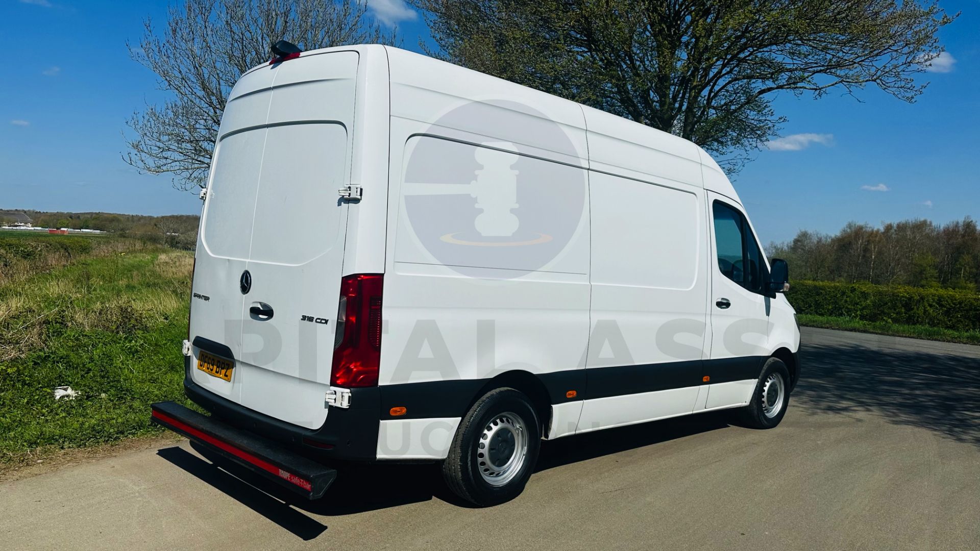 (On Sale) MERCEDES-BENZ SPRINTER 316 CDI *MWB - REFRIGERATED VAN* (69 REG -EURO 6) 160 BHP - 6 SPEED - Image 16 of 47