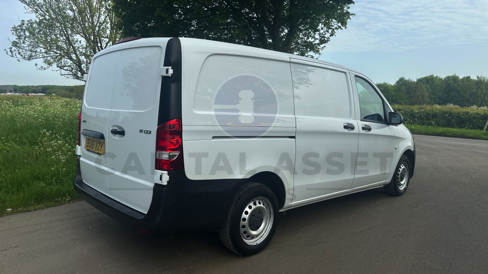 (On Sale) MERCEDES-BENZ VITO 111 CDI *LWB - PANEL VAN* (2018 - EURO 6) 113 BHP - 6 SPEED (1 OWNER) - Image 12 of 46