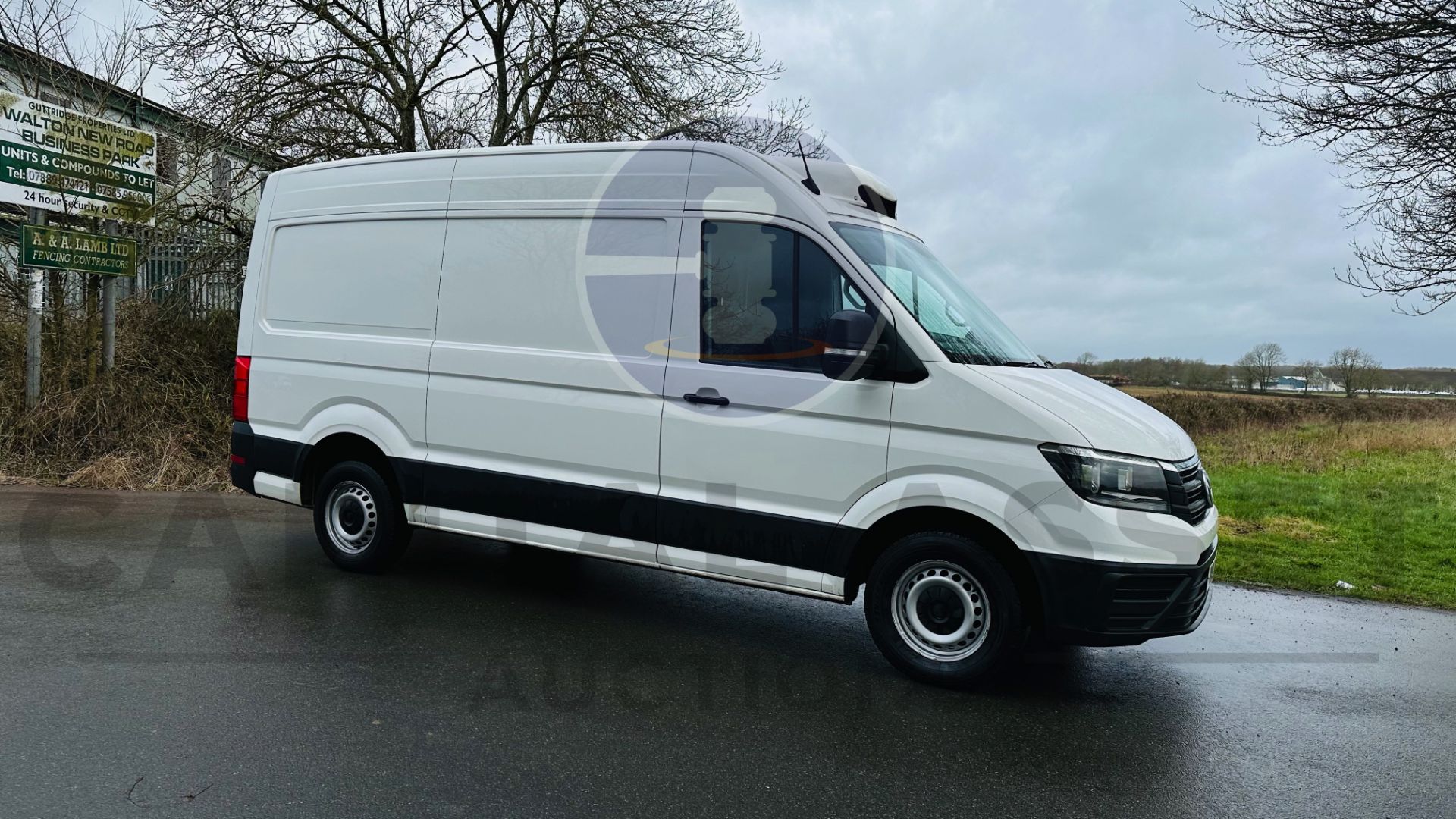 VOLKSWAGEN CRAFTER CR35 *MWB REFRIGERATED VAN* (2019 - EURO 6) 2.0 TDI - 6 SPEED (1 OWNER)