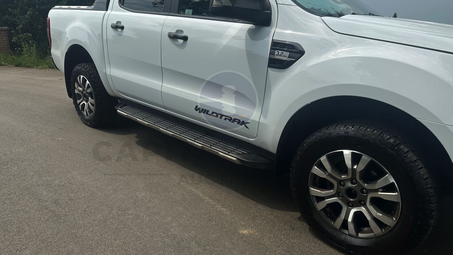 (ON SALE) FORD RANGER *WILDTRAK* DOUBLE CAB PICK-UP (2019 - EURO 6) 3.2 TDCI - AUTOMATIC (1 OWNER) - Image 15 of 50