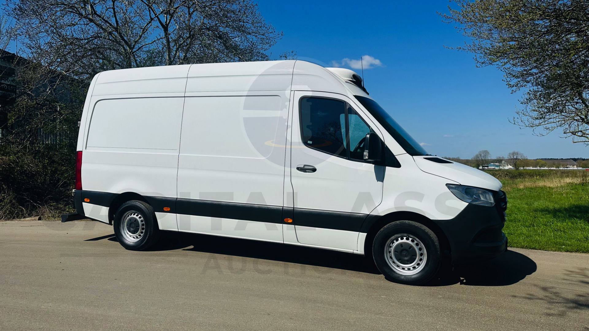 (On Sale) MERCEDES-BENZ SPRINTER 316 CDI *MWB - REFRIGERATED VAN* (69 REG -EURO 6) 160 BHP - 6 SPEED - Image 5 of 47