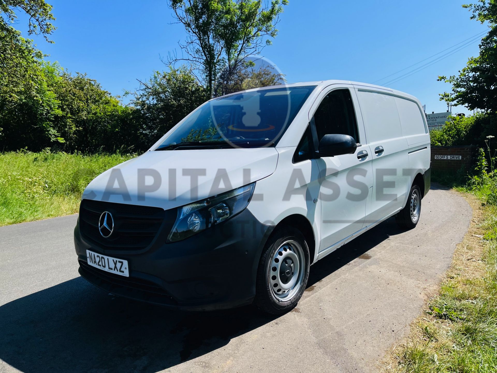 (On Sale) MERCEDES VITO CDI (PURE) LWB (20 REG) 1 OWNER - FLEET MAINTAINED -EURO 6 - TWIN SIDE DOORS - Bild 3 aus 22