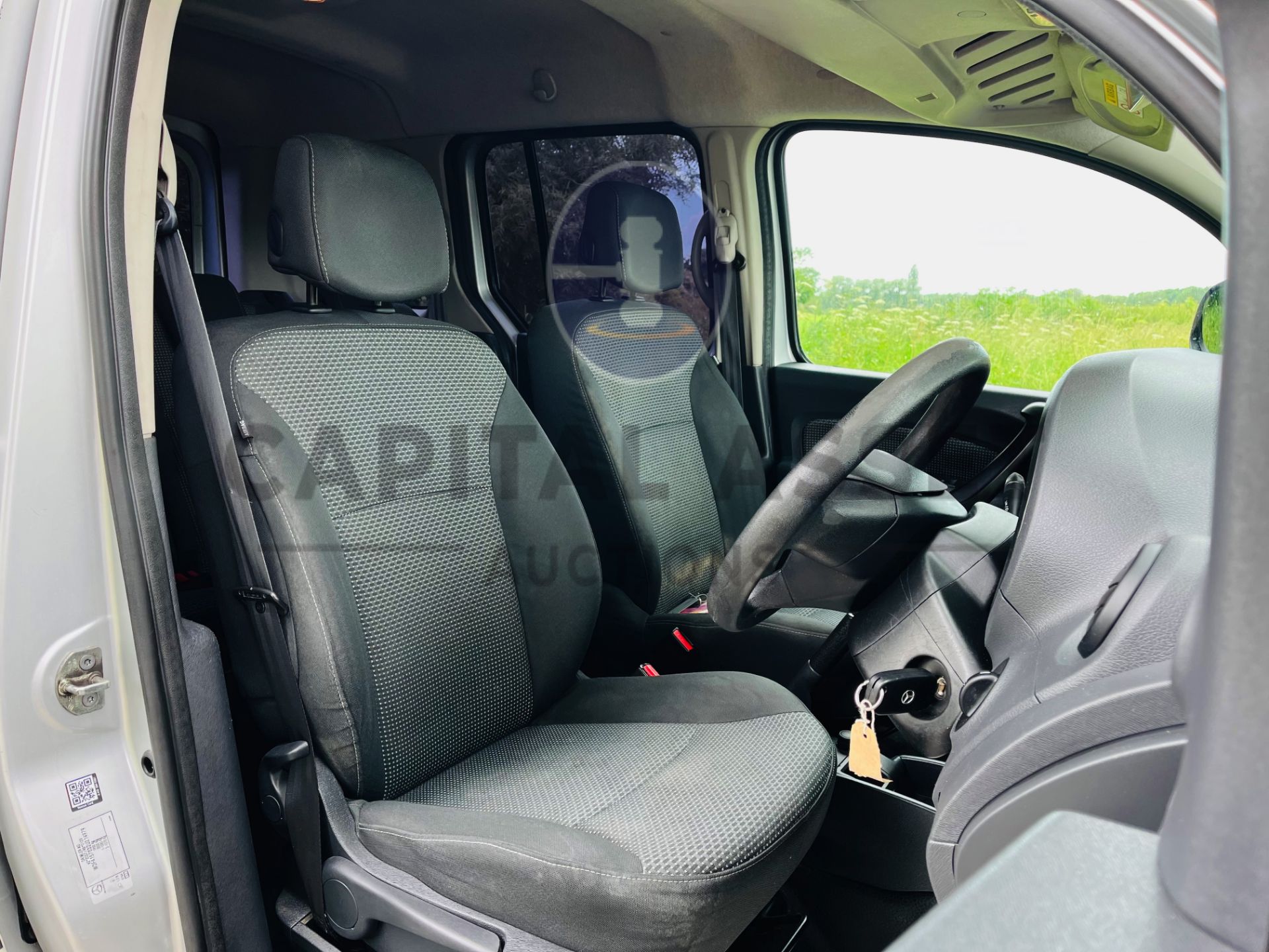 (ON SALE) MERCEDES CITAN 109CDI TRAVELINER / TOURER "LWB" 5 SEATER (17 REG) EURO 6 - SILVER -88K - Image 15 of 27