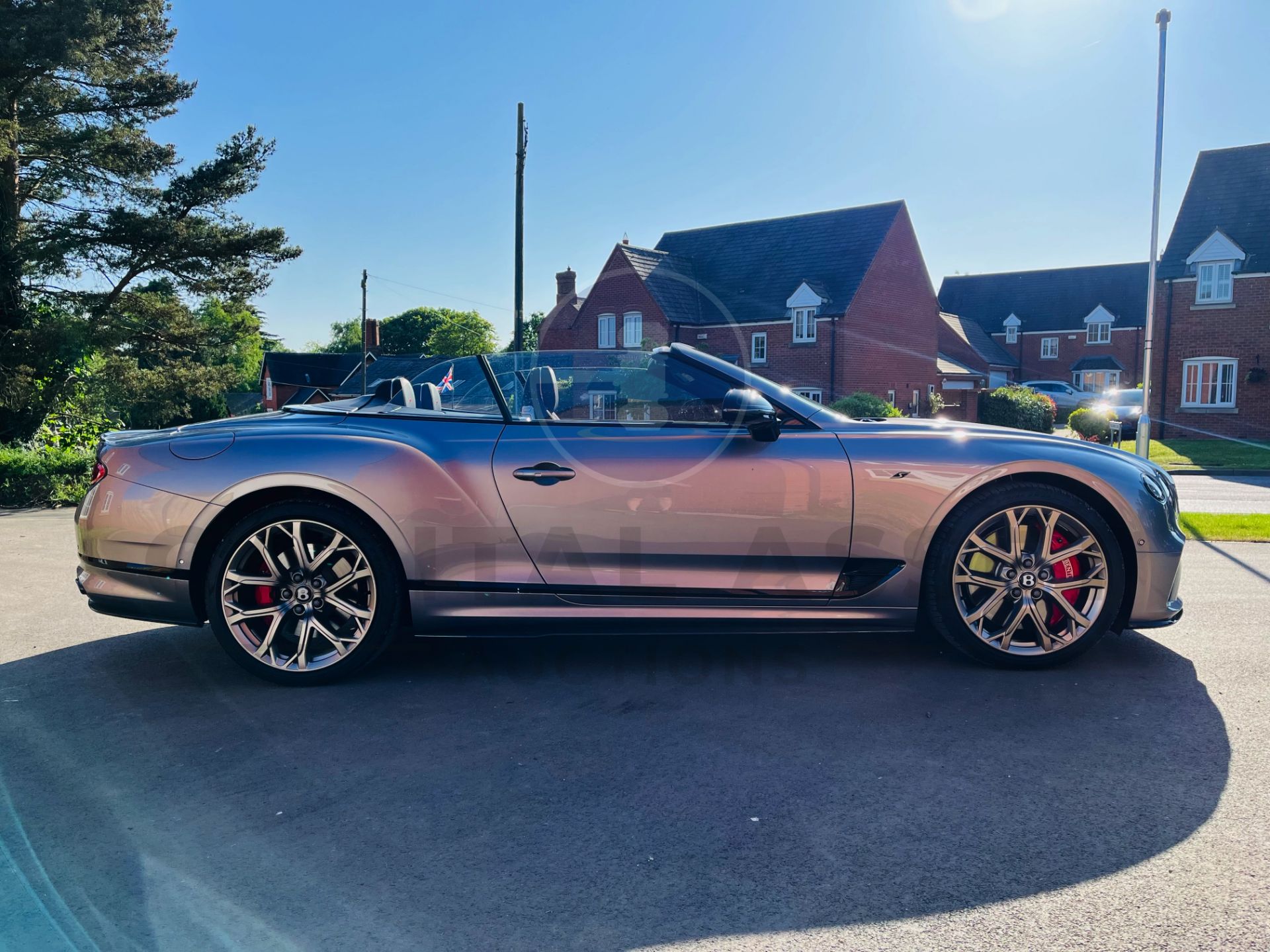 BENTLEY CONTINENTAL GTC S V8 *CONVERTIBLE* (2023-DELIVERY MILEAGE) 4.0 V8 - AUTOMATIC *MEGA SPEC* - Image 23 of 69