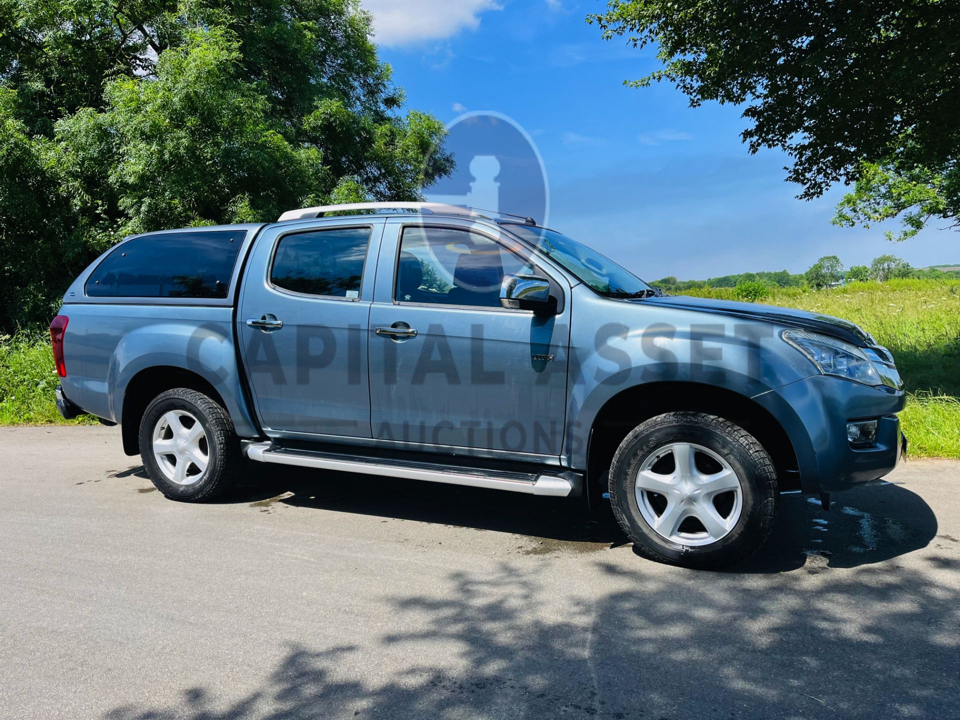 (ON SALE) ISUZU D-MAX 2.5TD "UTAH VISION" 4DR D/C PICK UP (65 REG) 1 OWNER - LEATHER - SAT NAV -