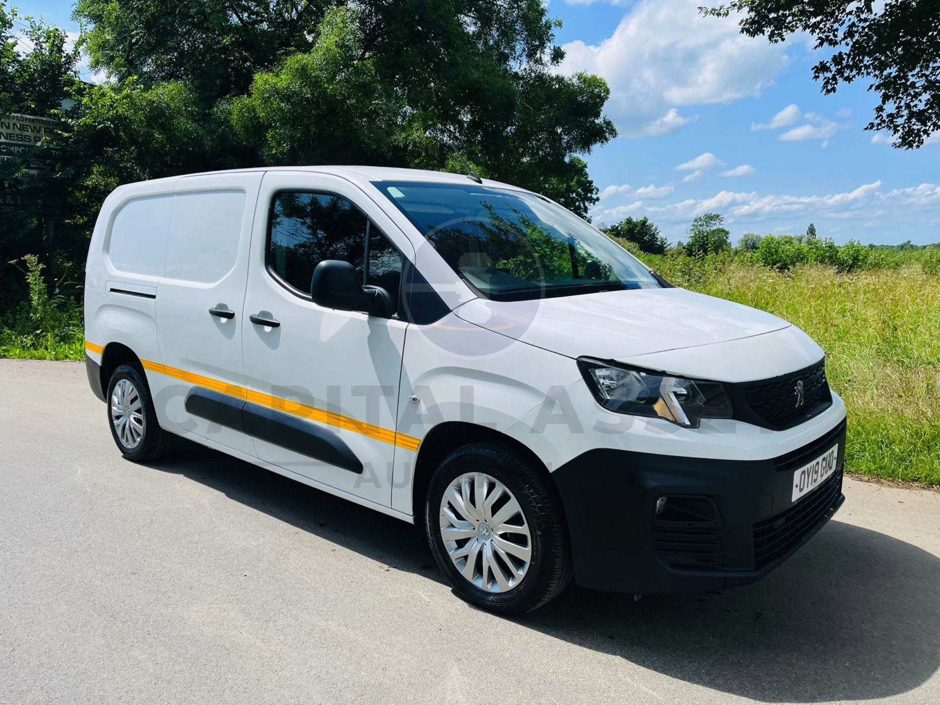 PEUGEOT PARTNER *PROFESSIONAL* LWB - 6 SEATER CREW VAN (2019 - NEW MODEL) 1.6 BLUE HDI - STOP/START