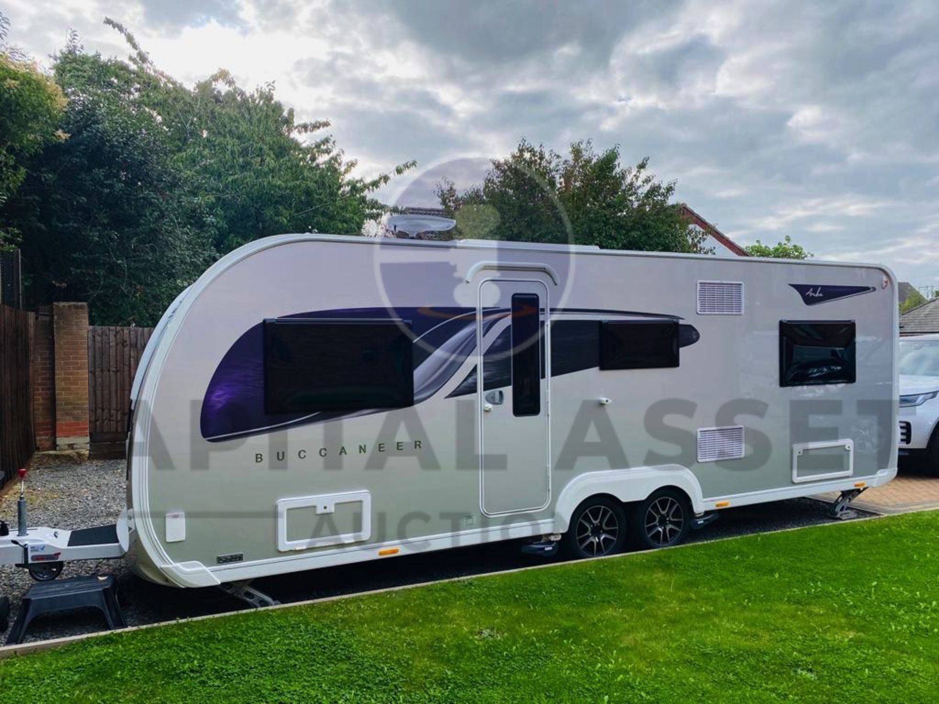 BUCCANEER ARUBA *LUXURY 6 BERTH TOURING CARAVAN* (2022 - UN-USED CONDITION) *BEAT THE 2 YEAR WAIT*