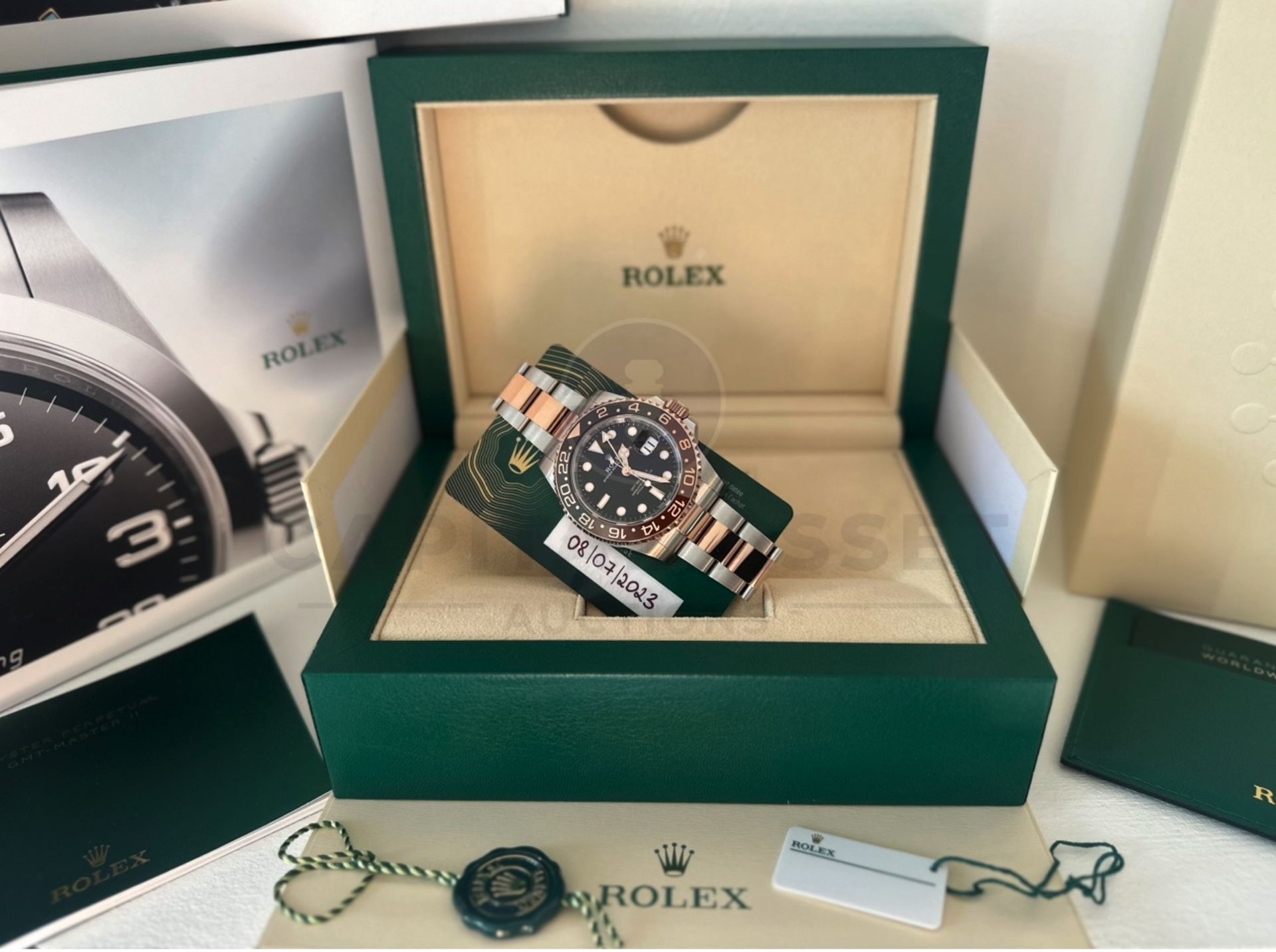 (On Sale) ROLEX GMT-MASTER II *ROOTBEER* 18CT EVEROSE GOLD / STEEL (2023 - JULY REGISTERED) *UNWORN* - Image 28 of 30