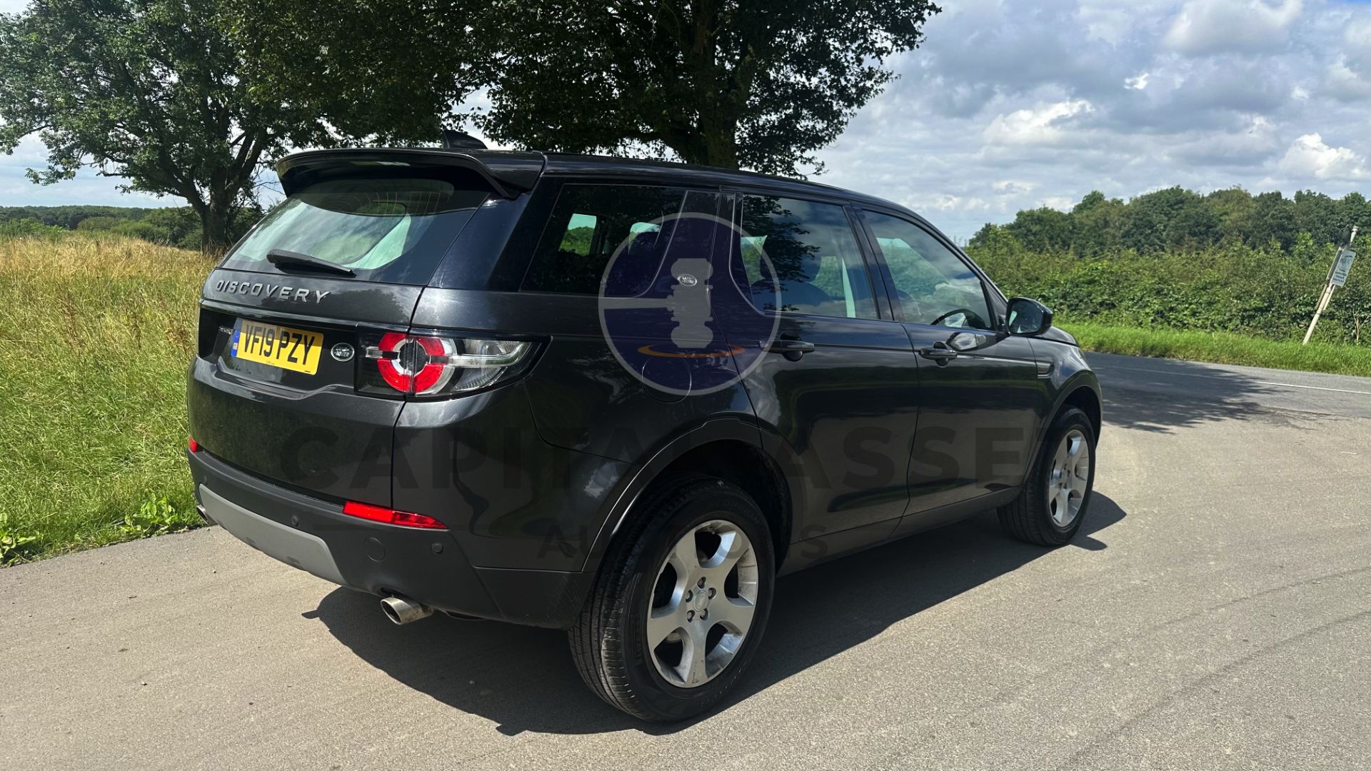 (On Sale) LAND ROVER DISCOVERY SPORT *SE* (2019 -EURO 6) 2.0 ED4 - STOP/START *ONLY 54,000 MILES* - Image 12 of 45