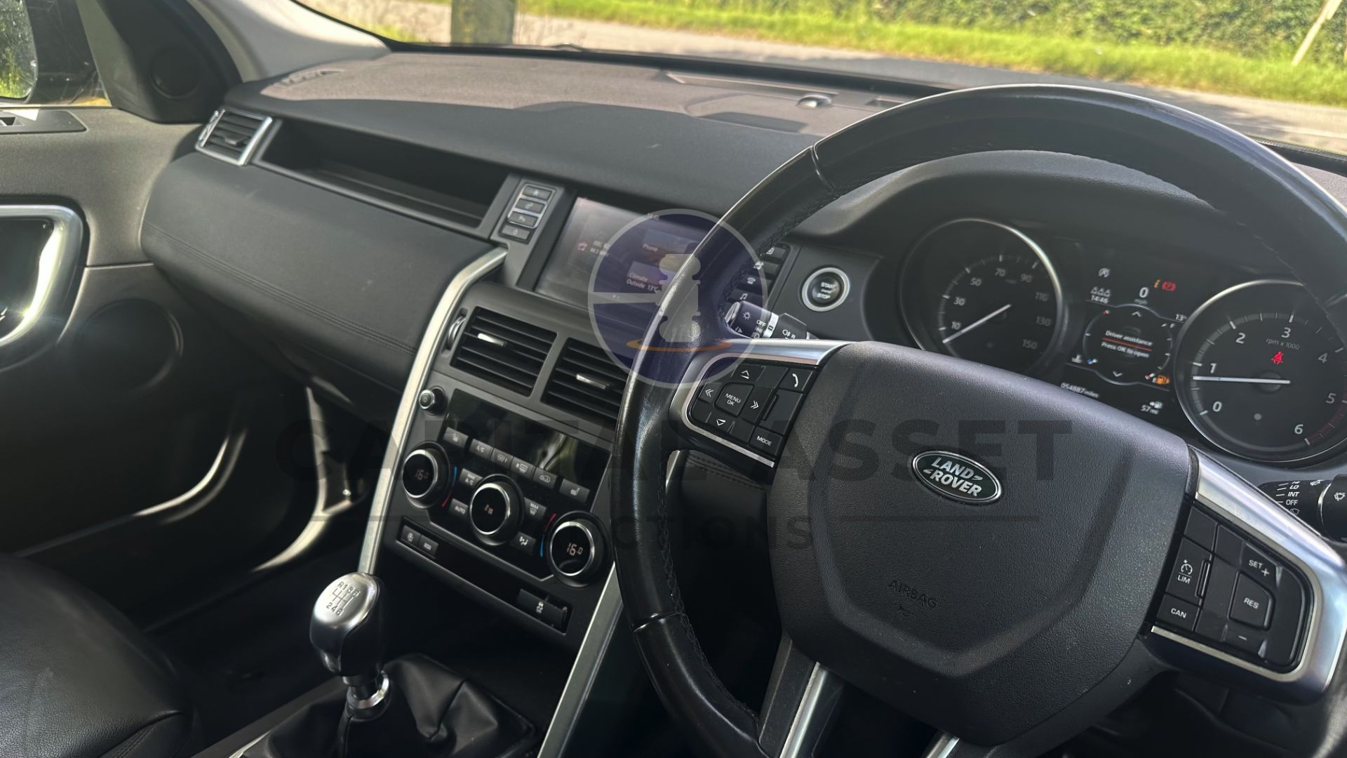 (On Sale) LAND ROVER DISCOVERY SPORT *SE* (2019 -EURO 6) 2.0 ED4 - STOP/START *ONLY 54,000 MILES* - Image 35 of 45