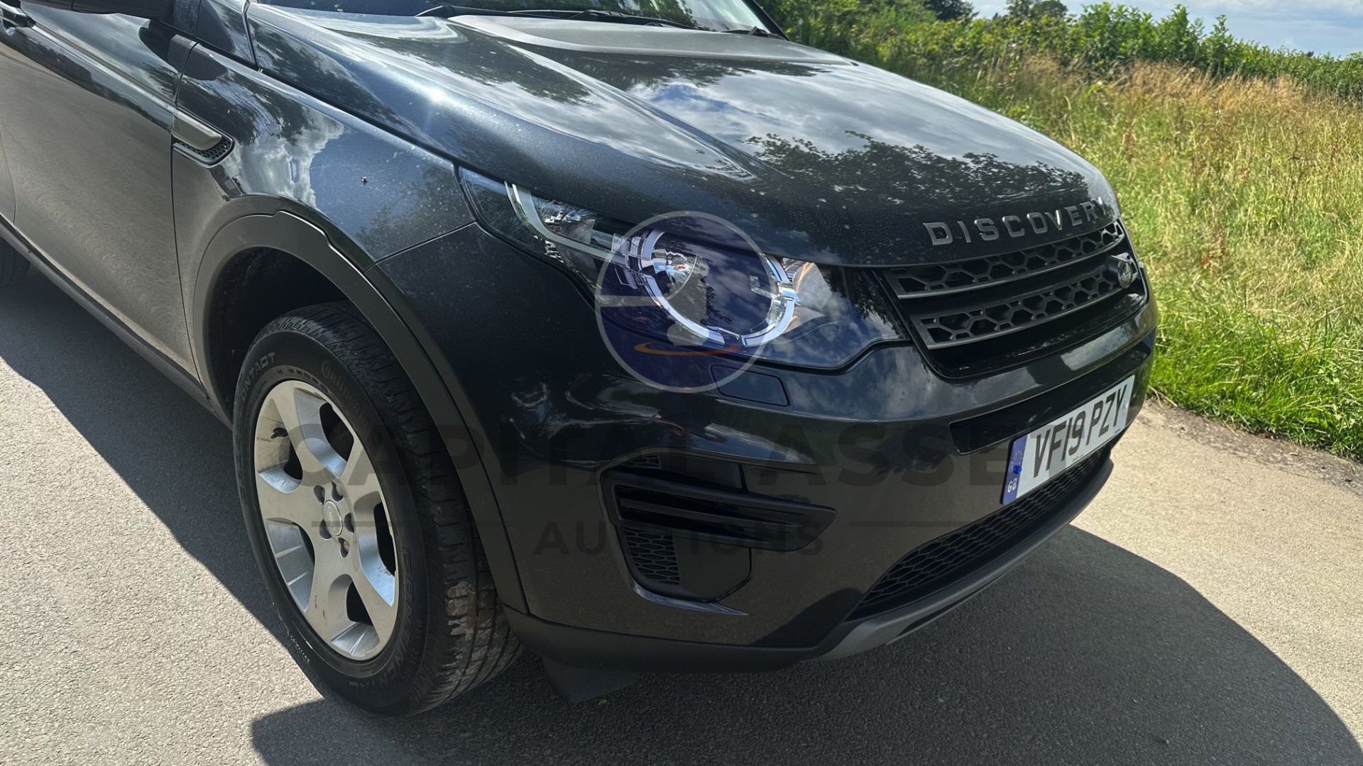 (On Sale) LAND ROVER DISCOVERY SPORT *SE* (2019 -EURO 6) 2.0 ED4 - STOP/START *ONLY 54,000 MILES* - Image 15 of 45