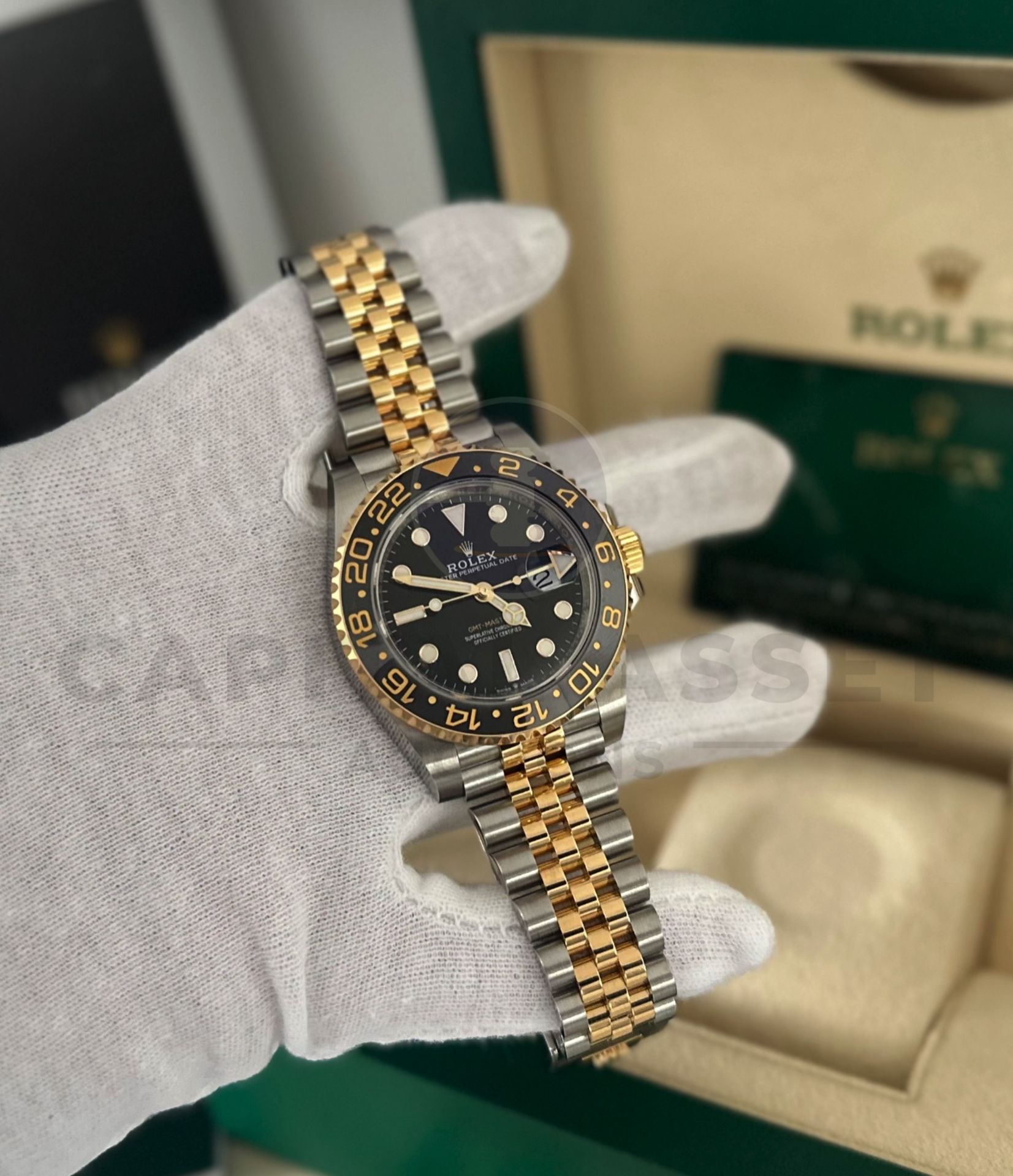 (On Sale) ROLEX GMT-MASTER II *GUINNESS* (2023 - JULY) 18CT GOLD & OYSTER STEEL *NEW 2023 RELEASE* - Image 10 of 29