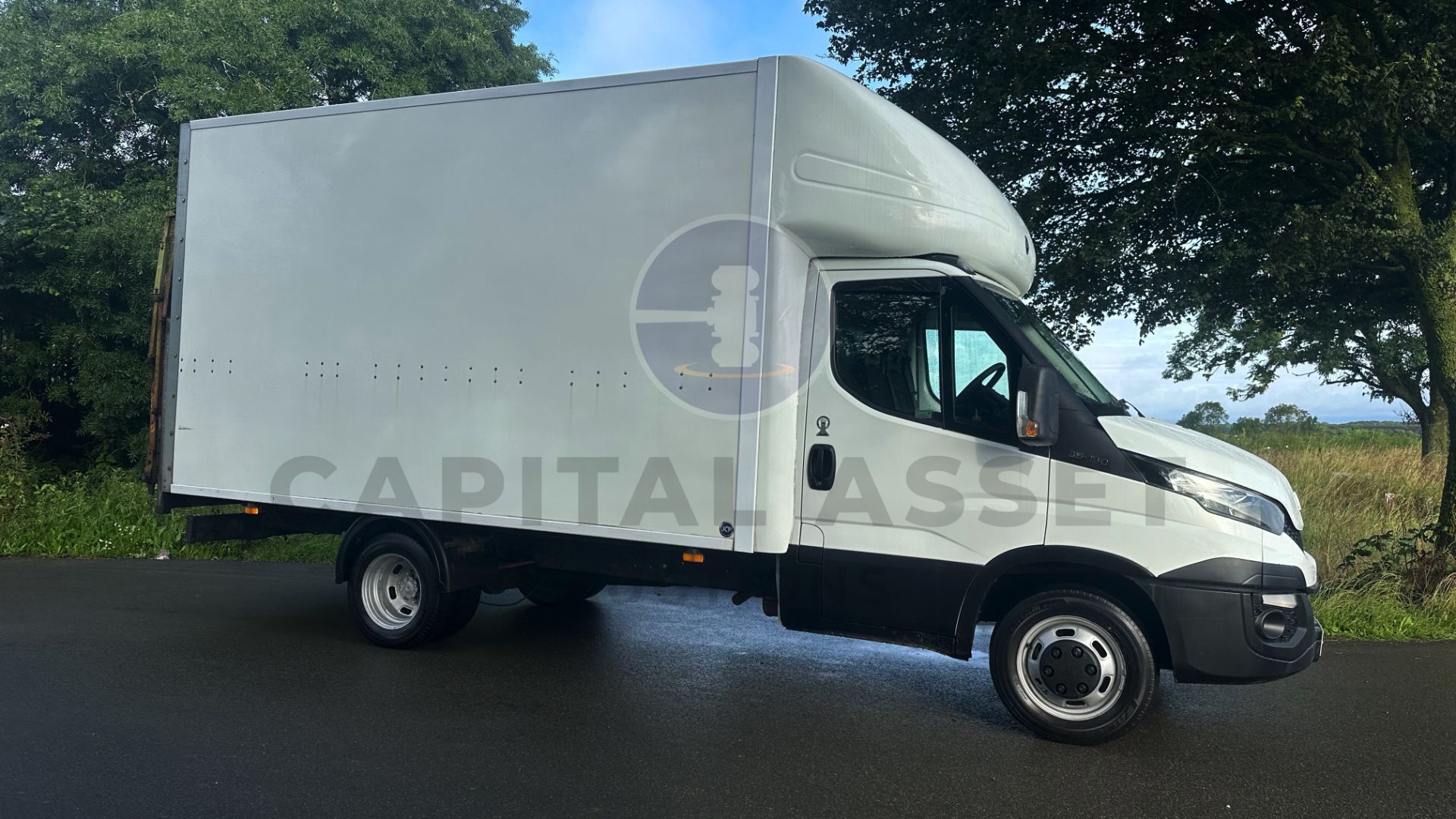 (On Sale) IVECO DAILY 35C13 *LWB - LUTON / BOX VAN* (2016 - FACELIFT MODEL) 2.3 DIESEL - 6 SPEED