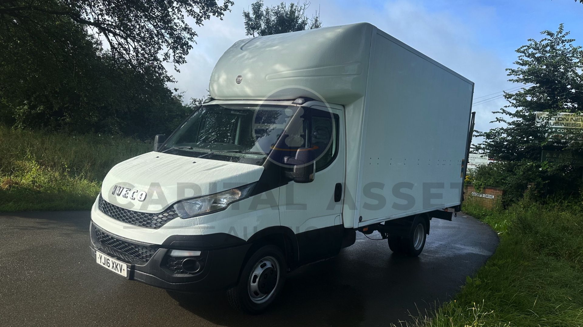 (On Sale) IVECO DAILY 35C13 *LWB - LUTON / BOX VAN* (2016 - FACELIFT MODEL) 2.3 DIESEL - 6 SPEED - Image 5 of 40