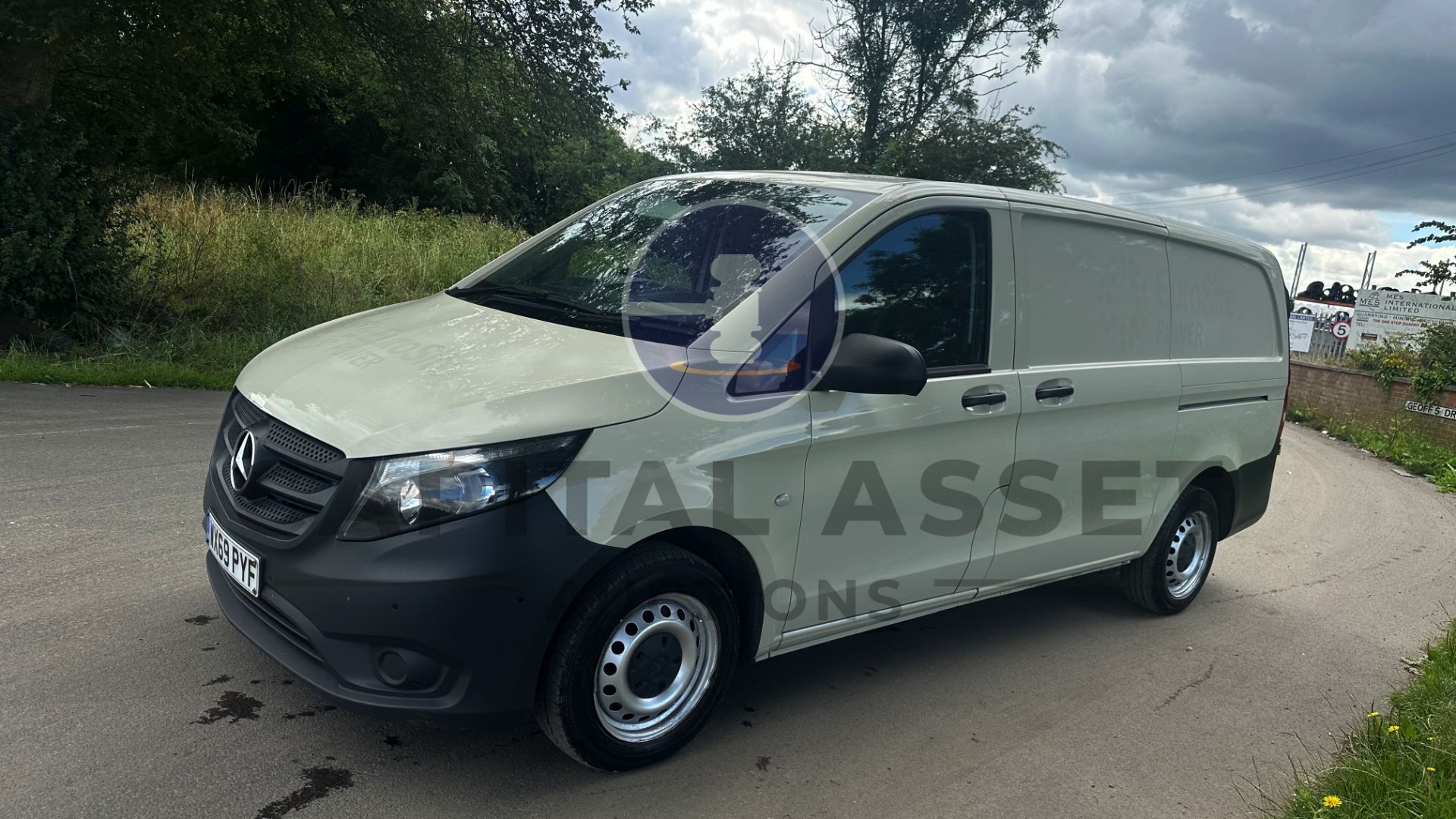 (ON SALE) MERCEDES-BENZ VITO 114 CDI *LWB - PANEL VAN* (2020) 7-G TRONIC AUTOMATIC (1 OWNER) *A/C* - Image 6 of 43