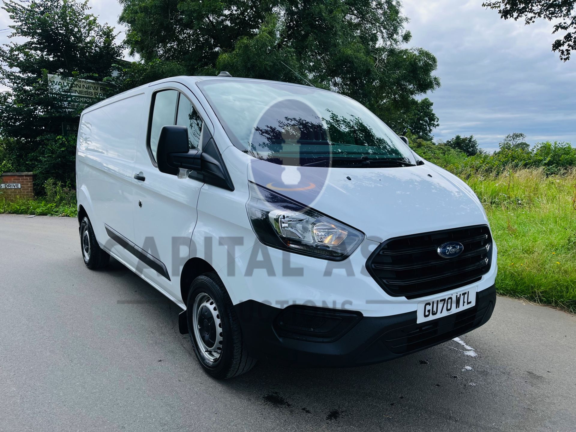 (ON SALE) FORD TRANSIT CUSTOM 2.0TDI "LEADER" 300 LWB / L2 (2021 MODEL) 1 OWNER FSH - AIR CON - - Image 3 of 28